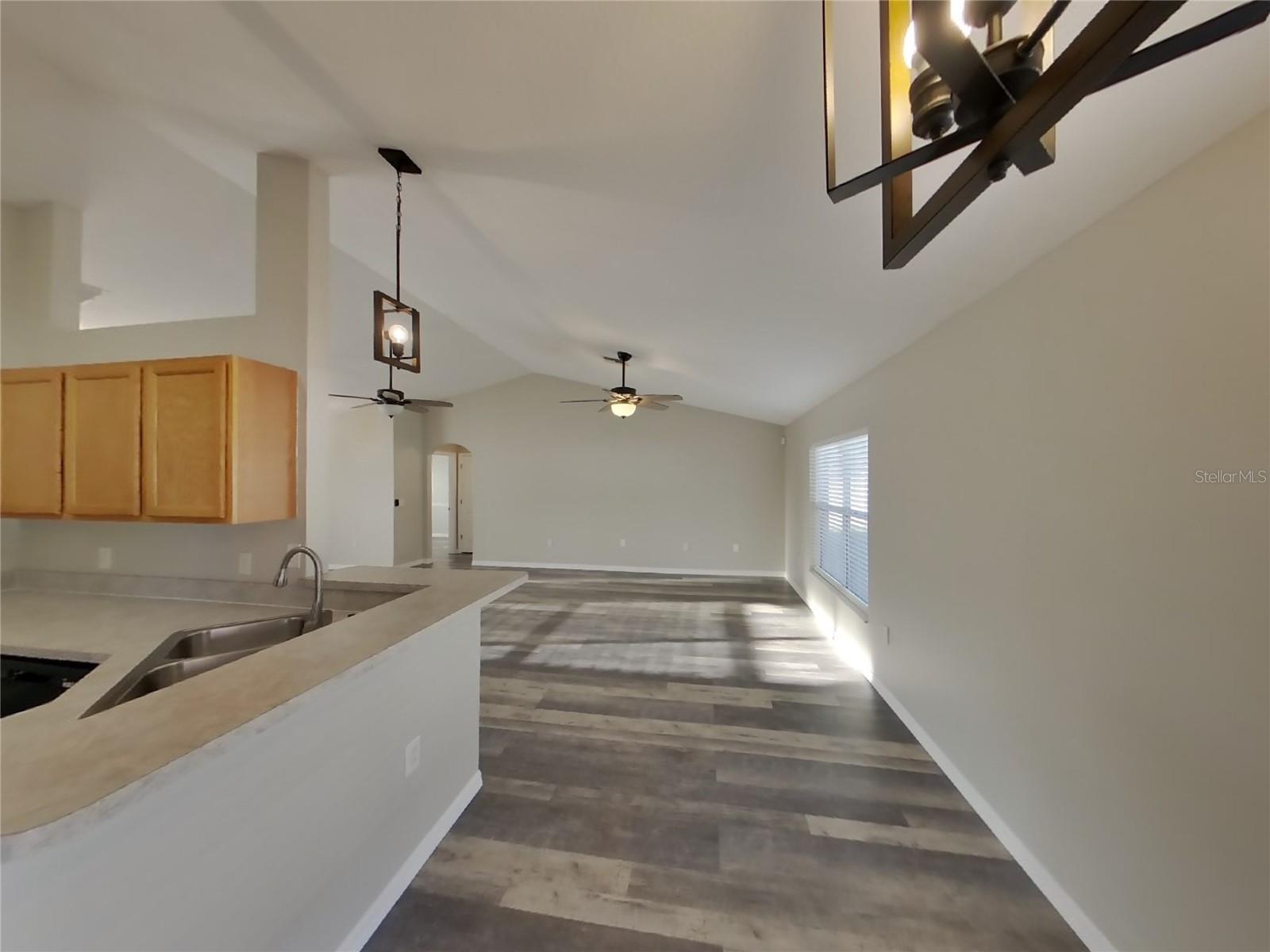 SPRING HILL, SPRING HILL, FL, 34608