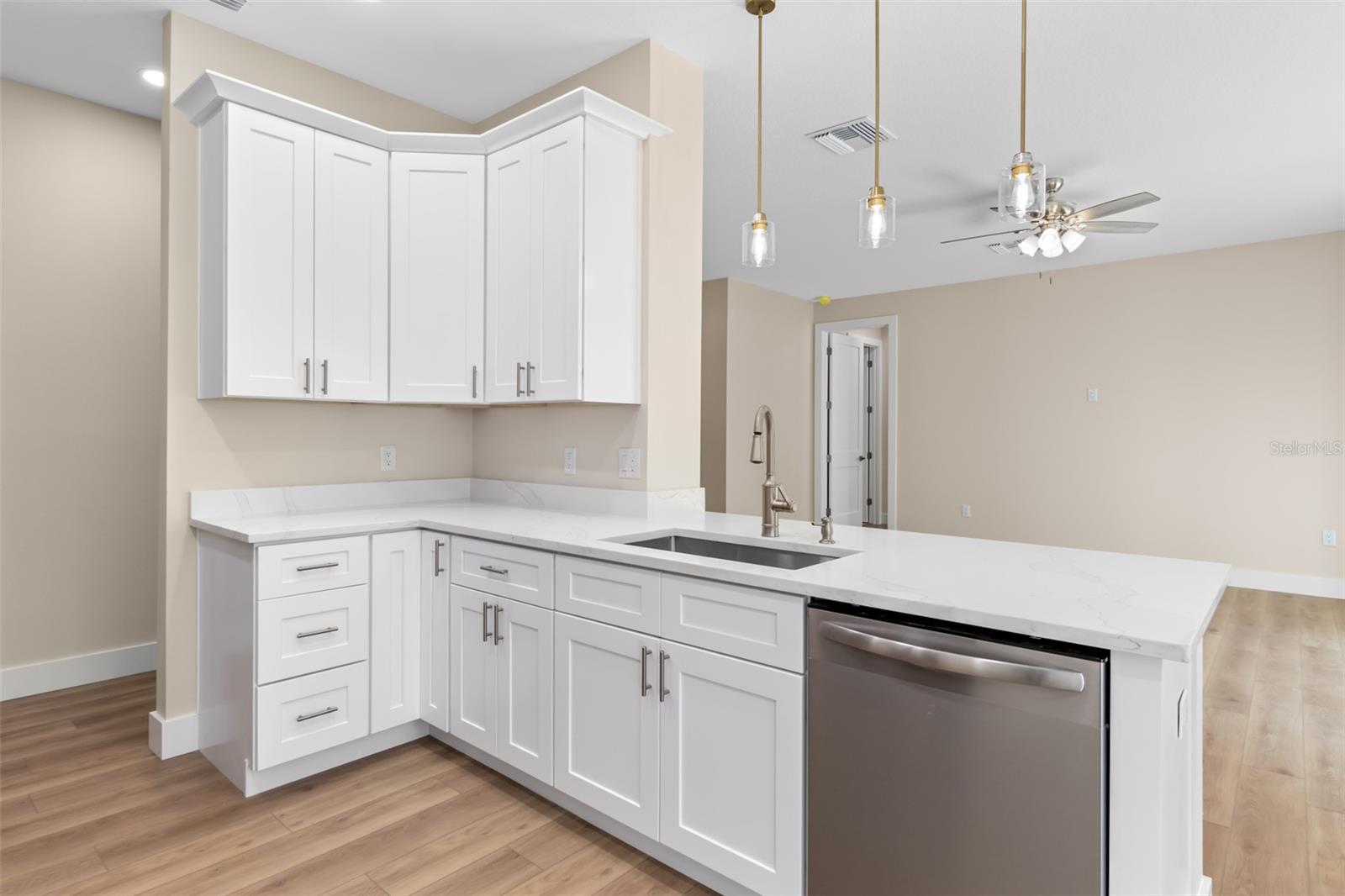 13040 TINAMOU AVE, WEEKI WACHEE, FL, 34614