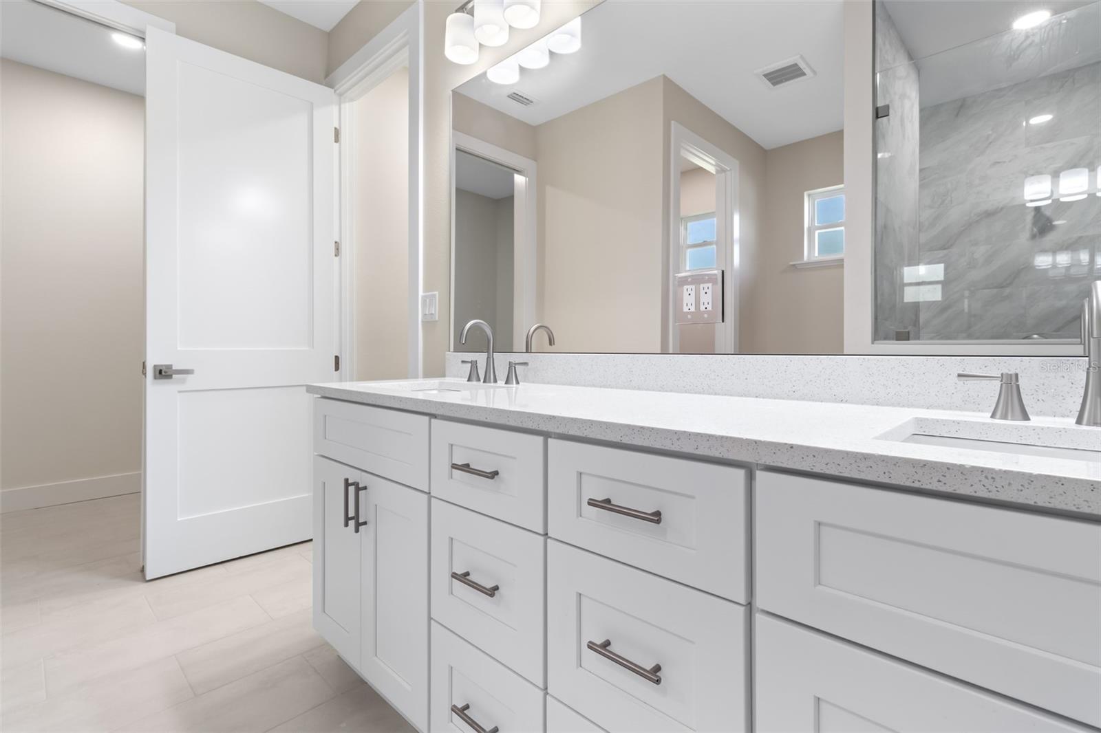 13040 TINAMOU AVE, WEEKI WACHEE, FL, 34614