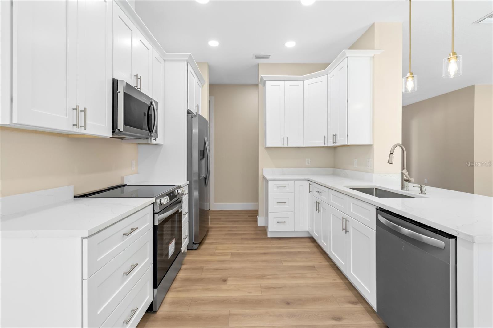 13040 TINAMOU AVE, WEEKI WACHEE, FL, 34614