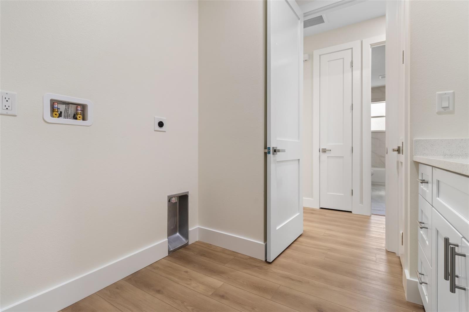 13040 TINAMOU AVE, WEEKI WACHEE, FL, 34614