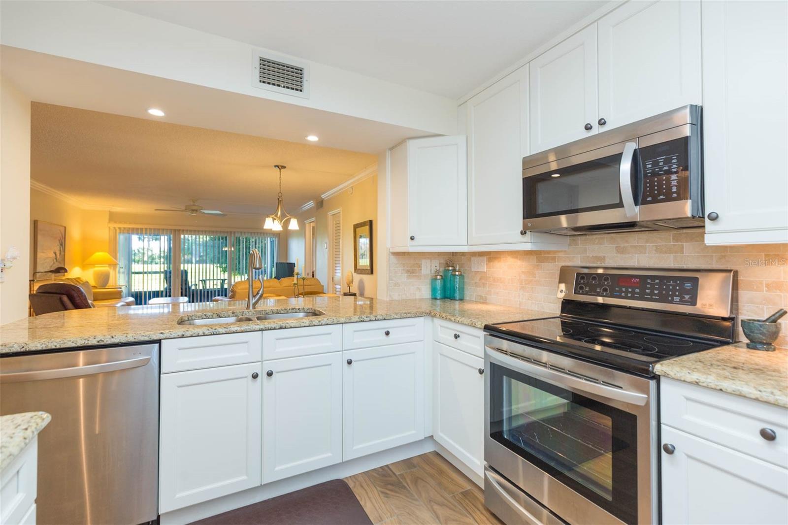 5642 PUERTA DEL SOL BLVD S #142, ST PETERSBURG, FL, 33715