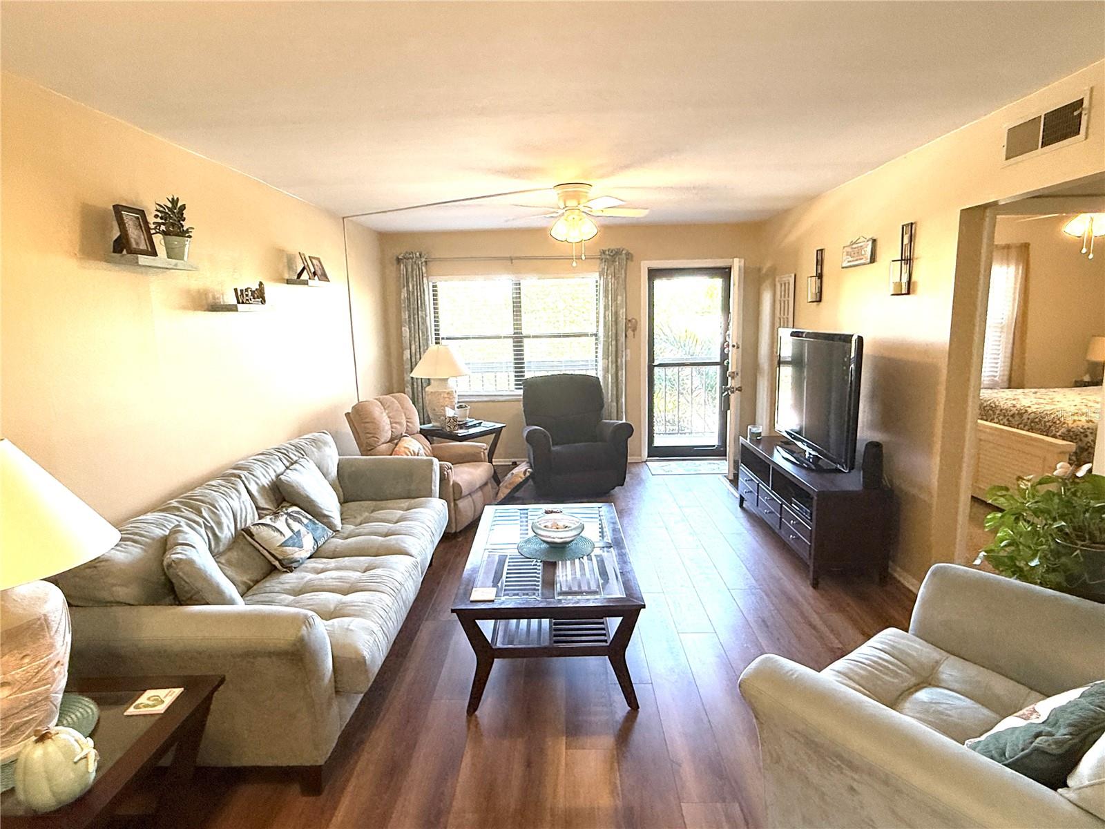 315 30TH AVE W #B305, BRADENTON, FL, 34205