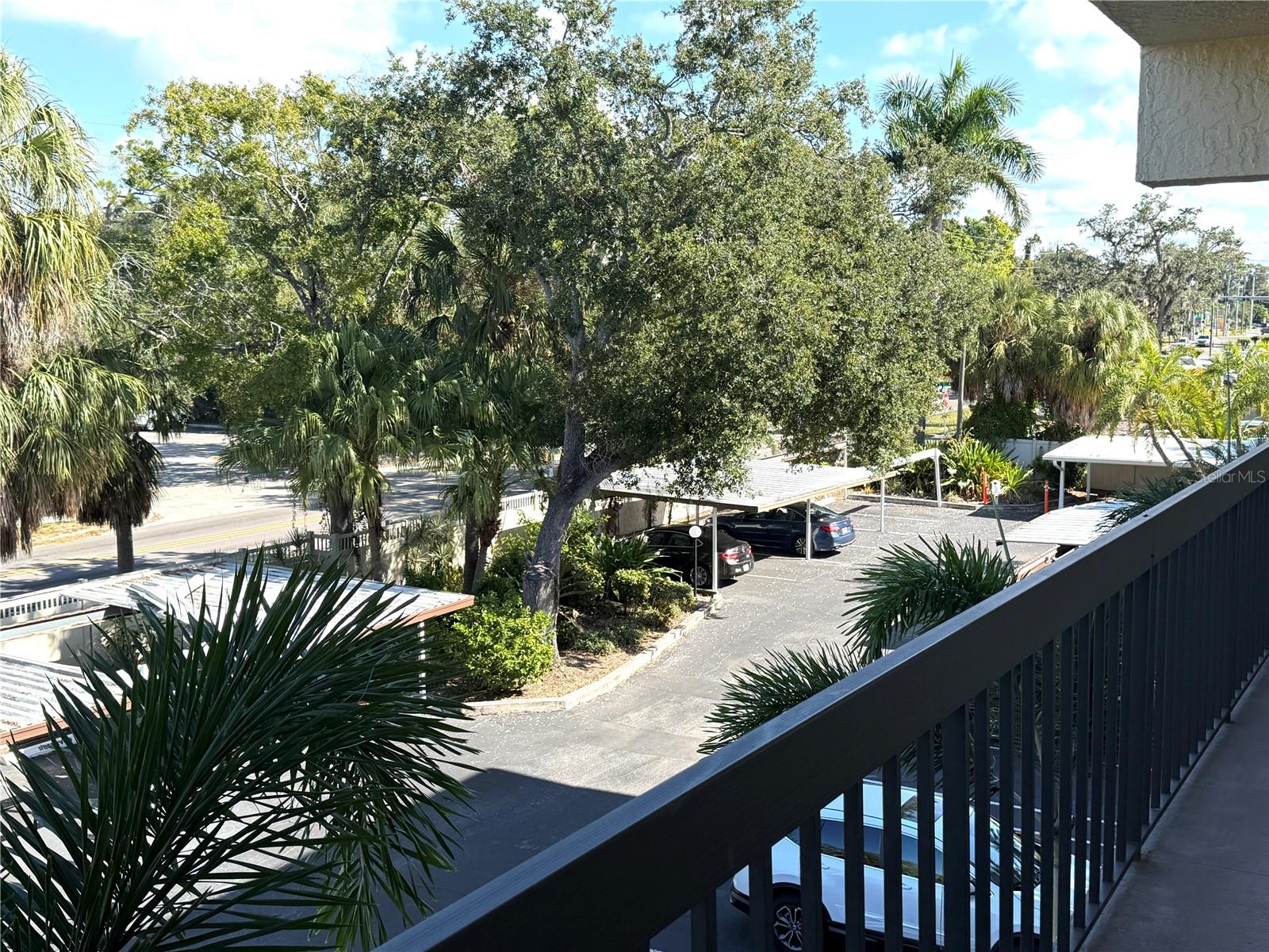 315 30TH AVE W #B305, BRADENTON, FL, 34205