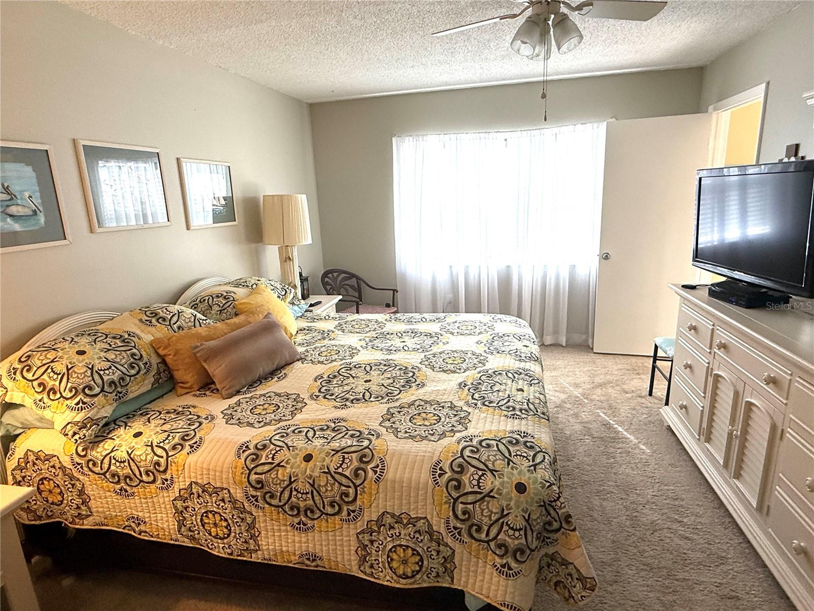 315 30TH AVE W #B305, BRADENTON, FL, 34205