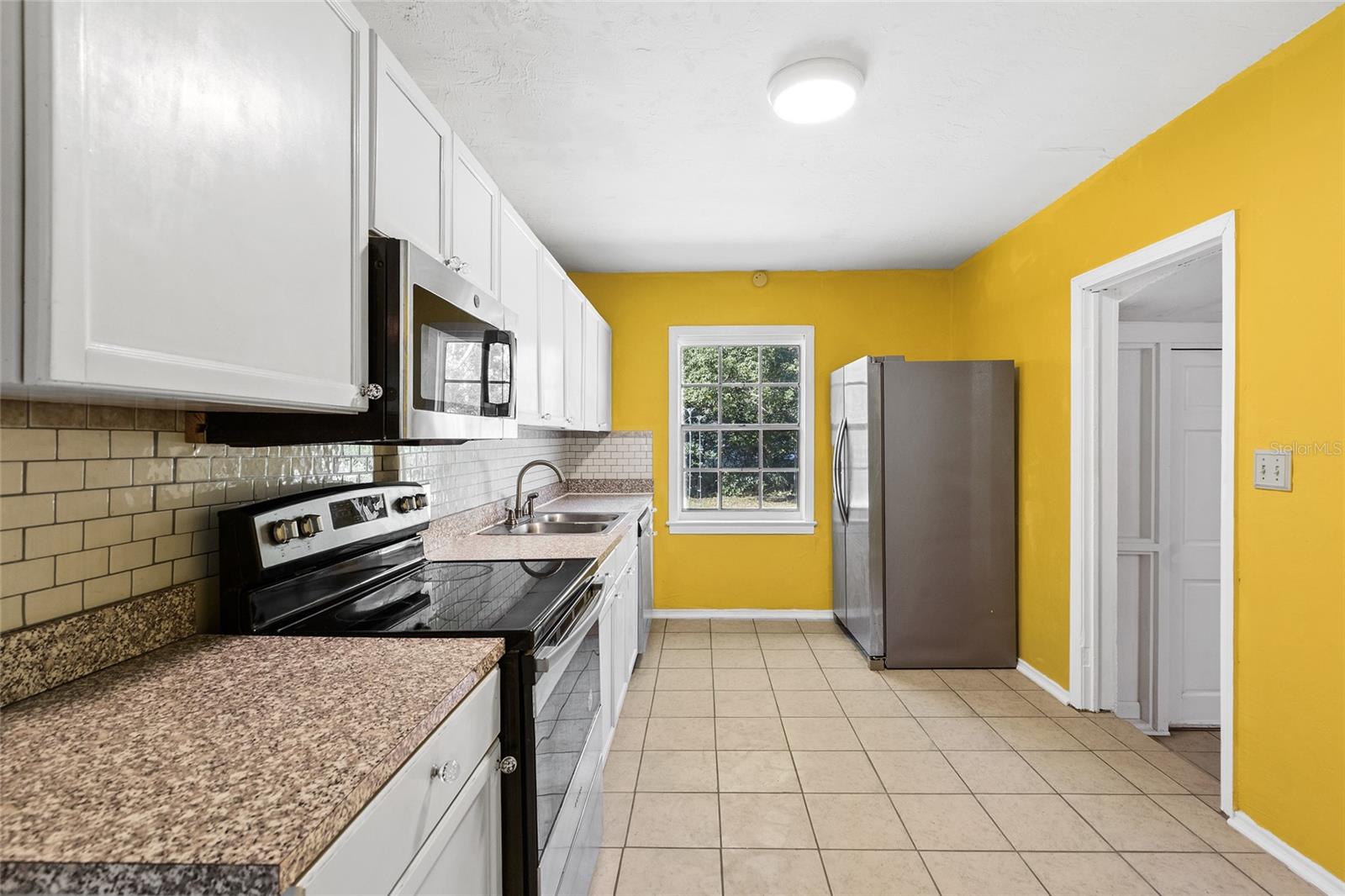 1334 NE 1ST AVE, GAINESVILLE, FL, 32641