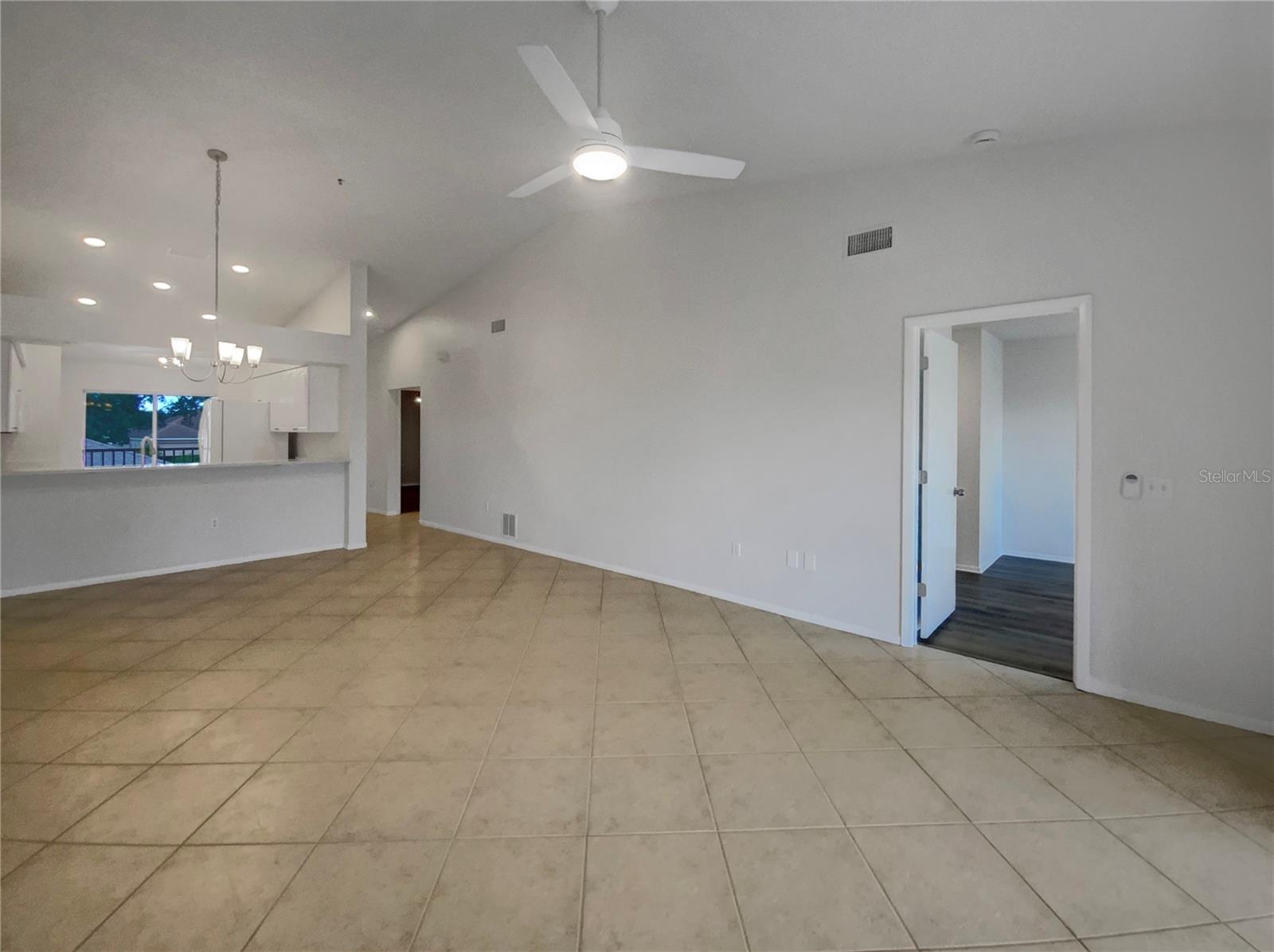 6904 DREWRYS BLF #810, BRADENTON, FL, 34203