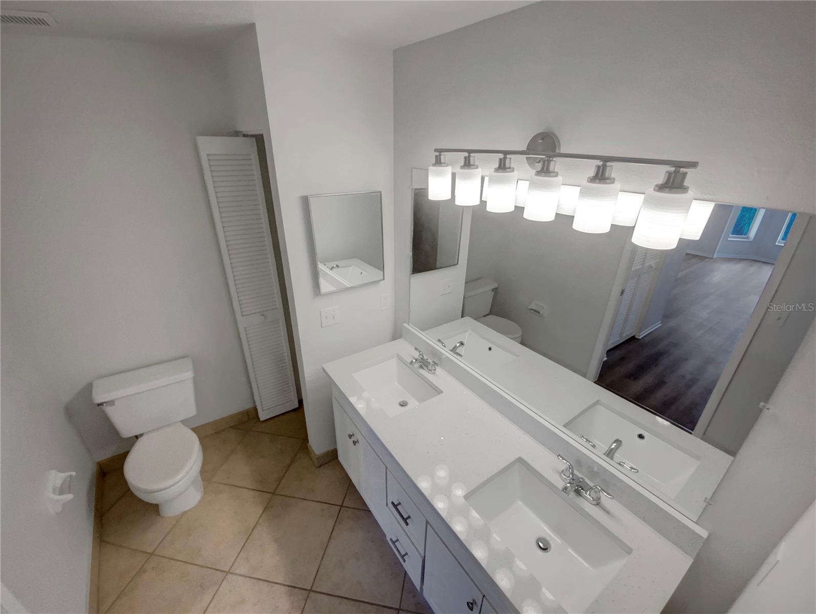 6904 DREWRYS BLF #810, BRADENTON, FL, 34203