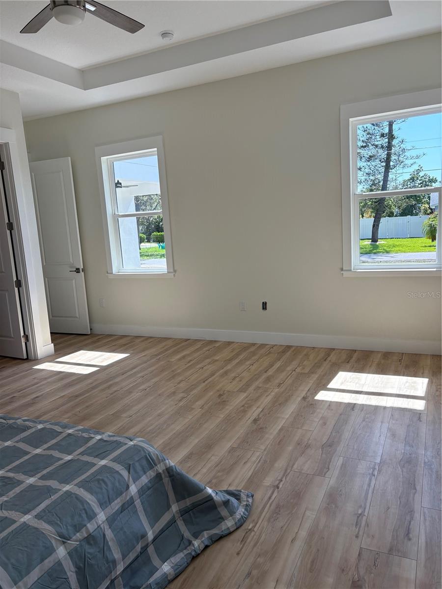 14733 SUNSET DR, LARGO, FL, 33774