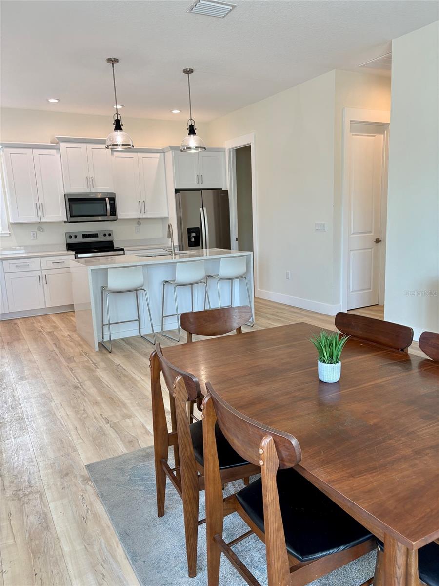 14733 SUNSET DR, LARGO, FL, 33774