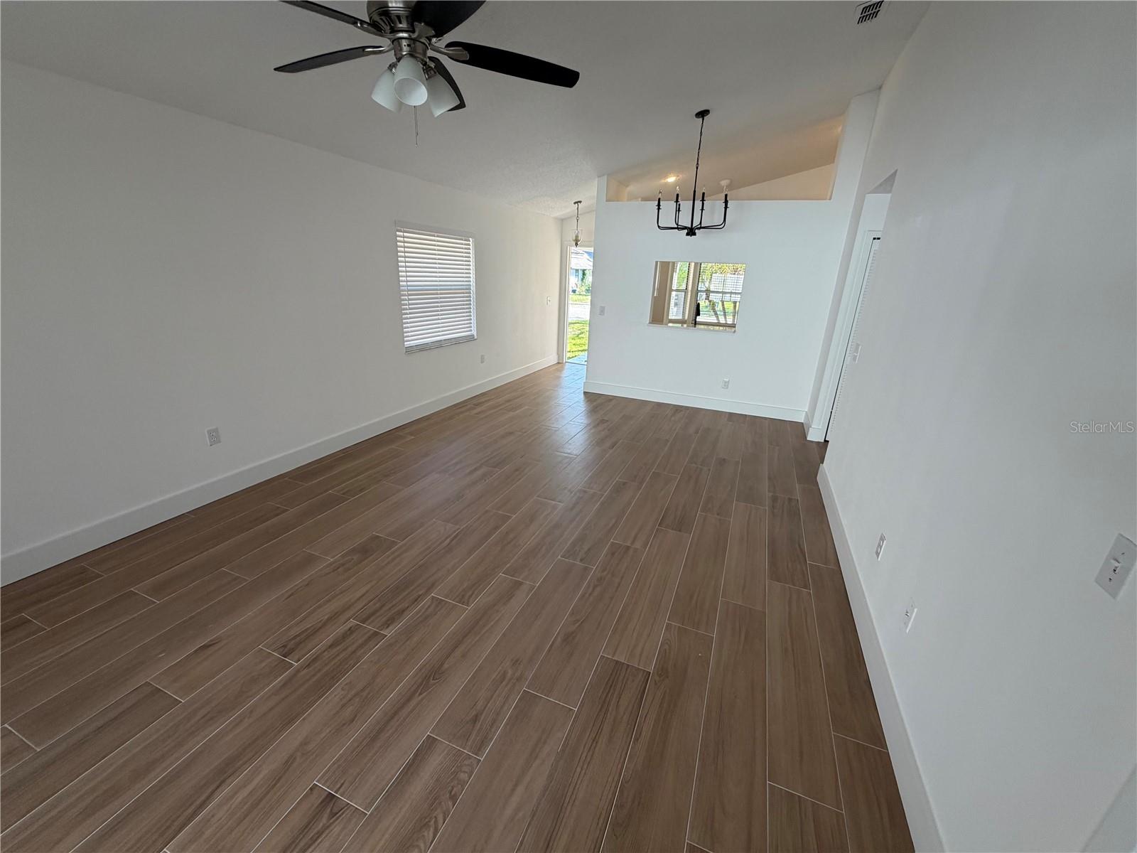 4352 SANDHURST DR, ORLANDO, FL, 32817