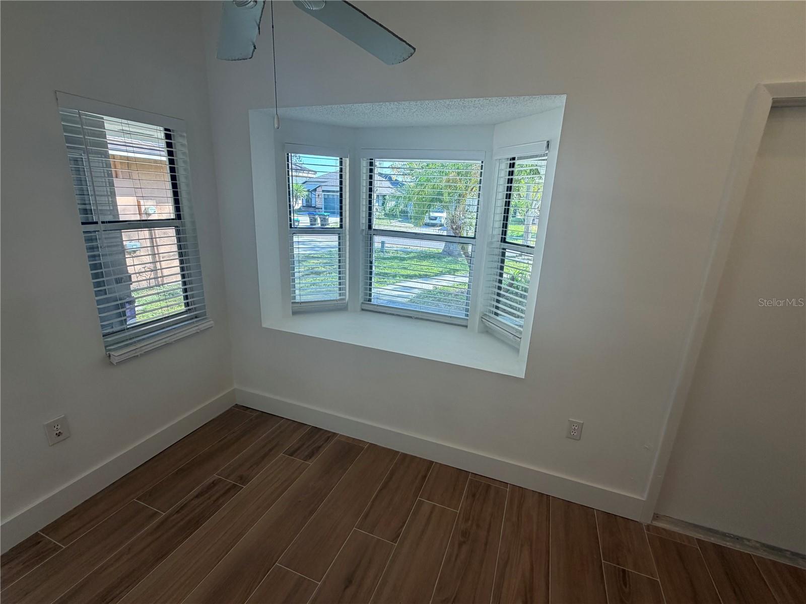 4352 SANDHURST DR, ORLANDO, FL, 32817