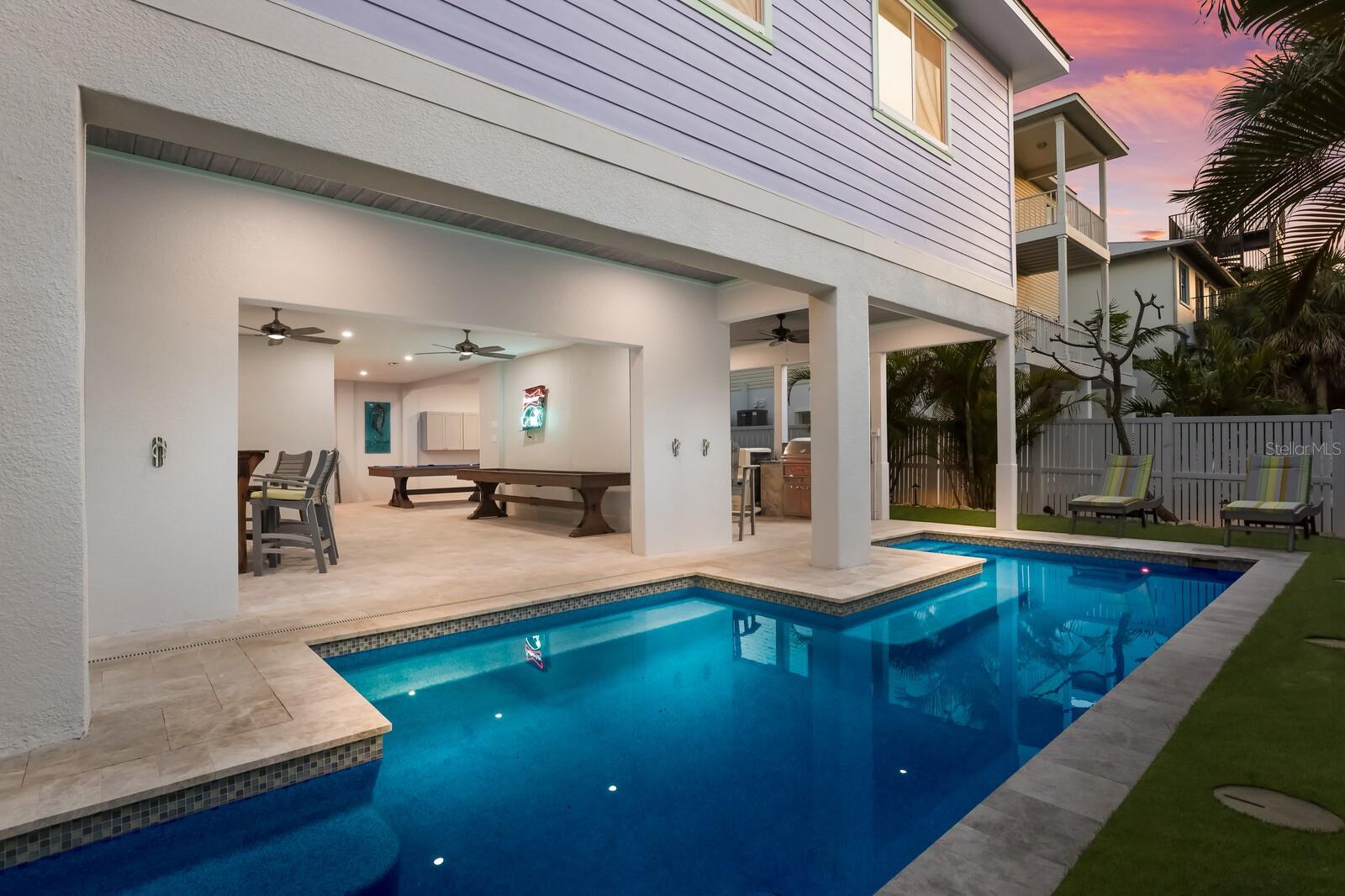 112 MANGROVE AVE, ANNA MARIA, FL, 34216