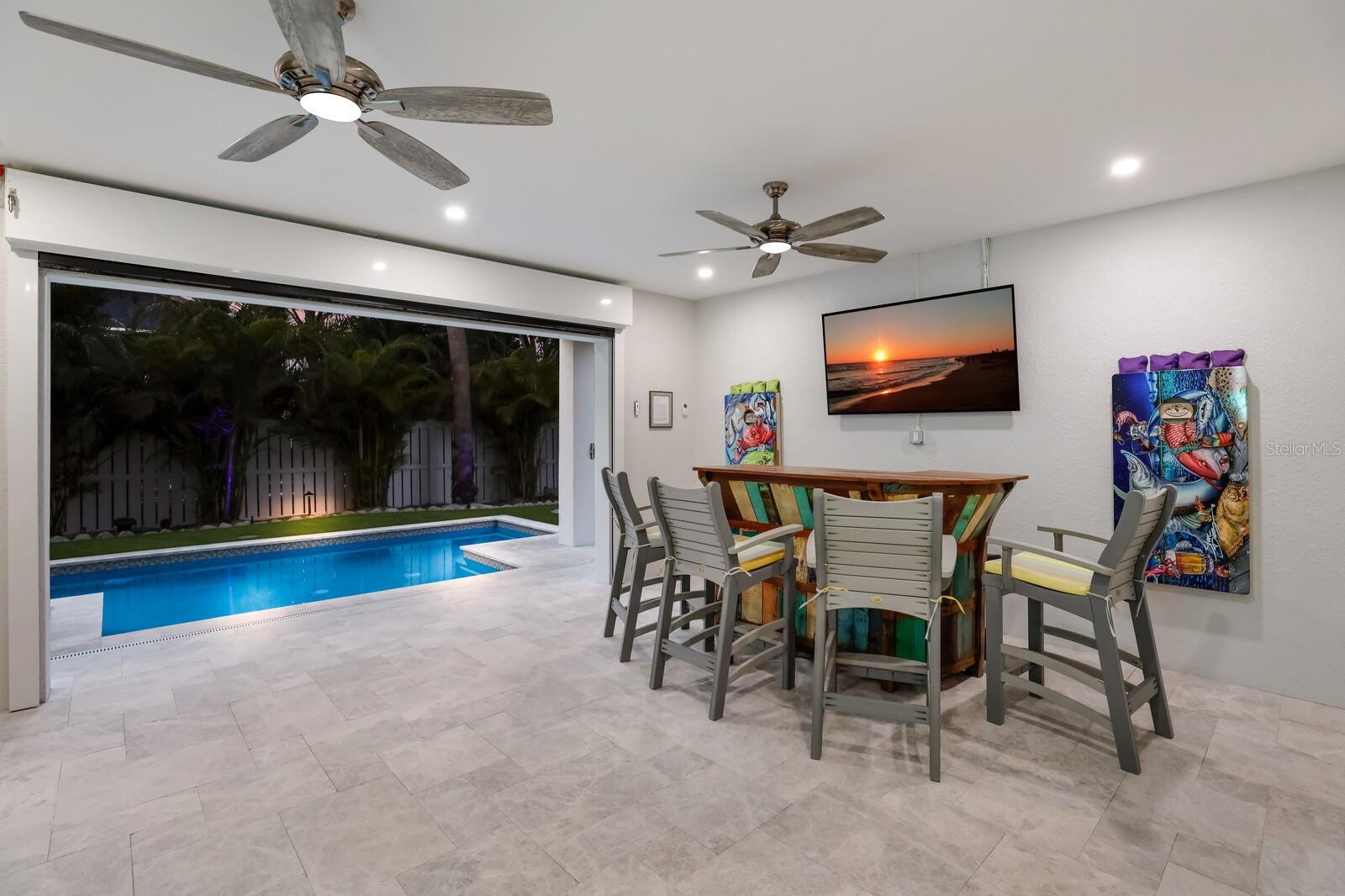 112 MANGROVE AVE, ANNA MARIA, FL, 34216