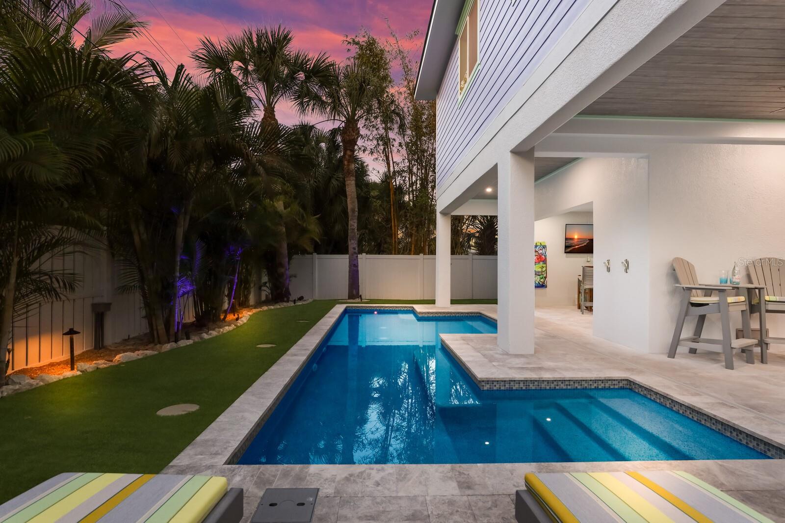 112 MANGROVE AVE, ANNA MARIA, FL, 34216