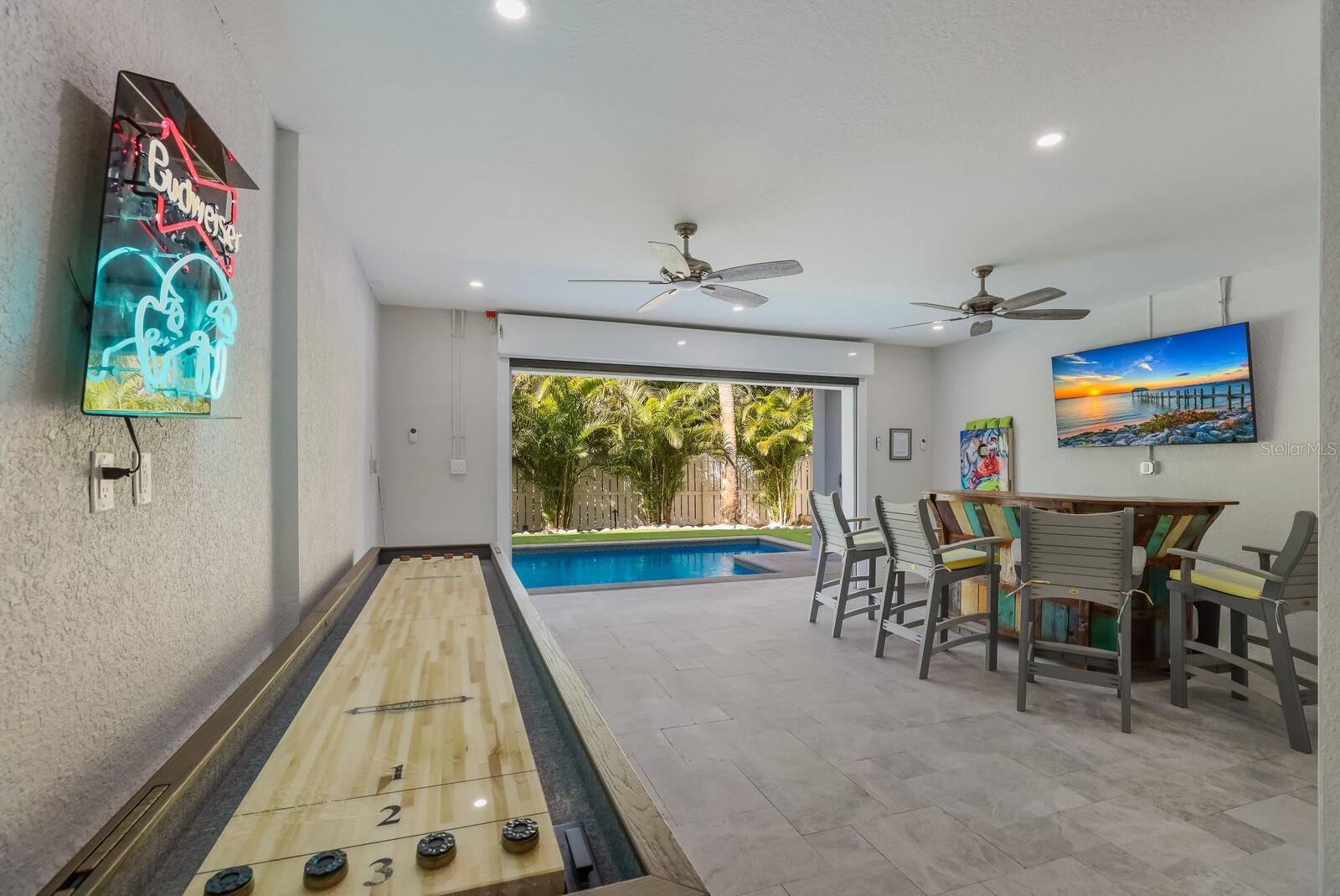 112 MANGROVE AVE, ANNA MARIA, FL, 34216