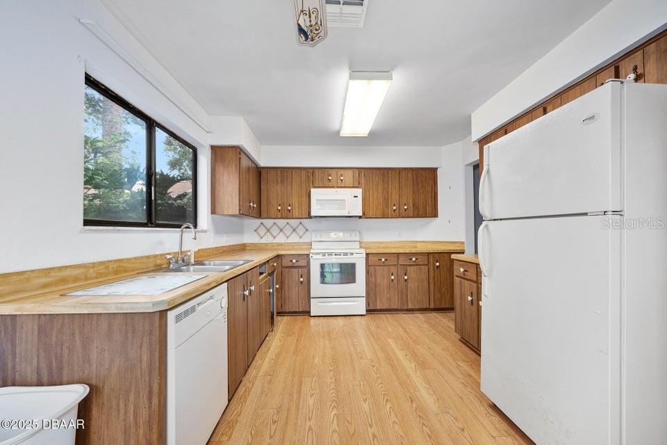 517 BROWN PELICAN DR, DAYTONA BEACH, FL, 32119