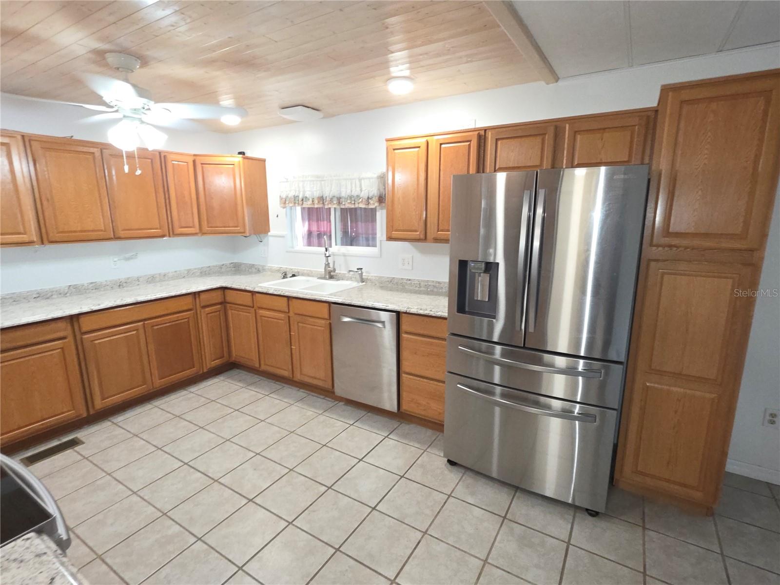 8071 HIGHPOINT BLVD, BROOKSVILLE, FL, 34613