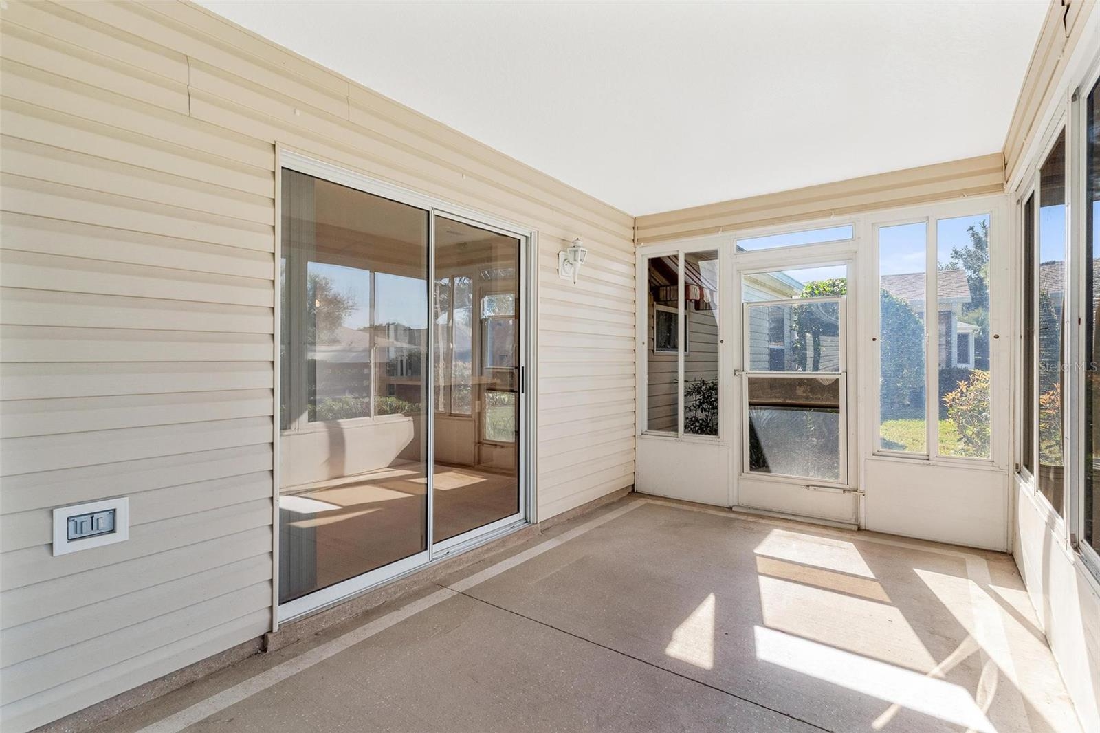 2732 PRIVADA DR, THE VILLAGES, FL, 32162