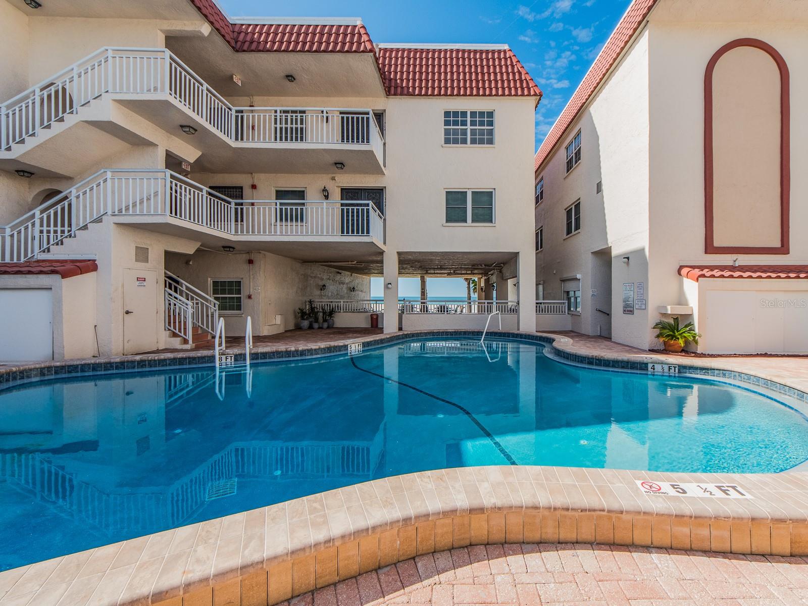 2900 GULF BLVD #307, BELLEAIR BEACH, FL, 33786