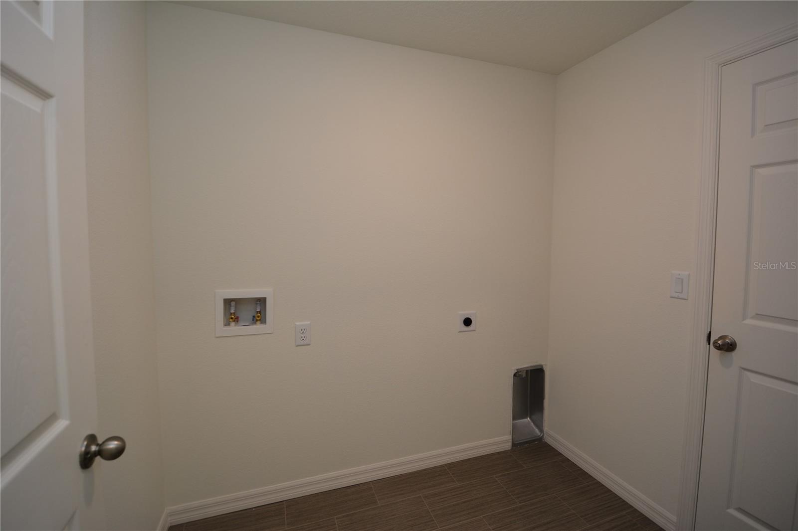 8 SEA FLOWER PATH, PALM COAST, FL, 32164