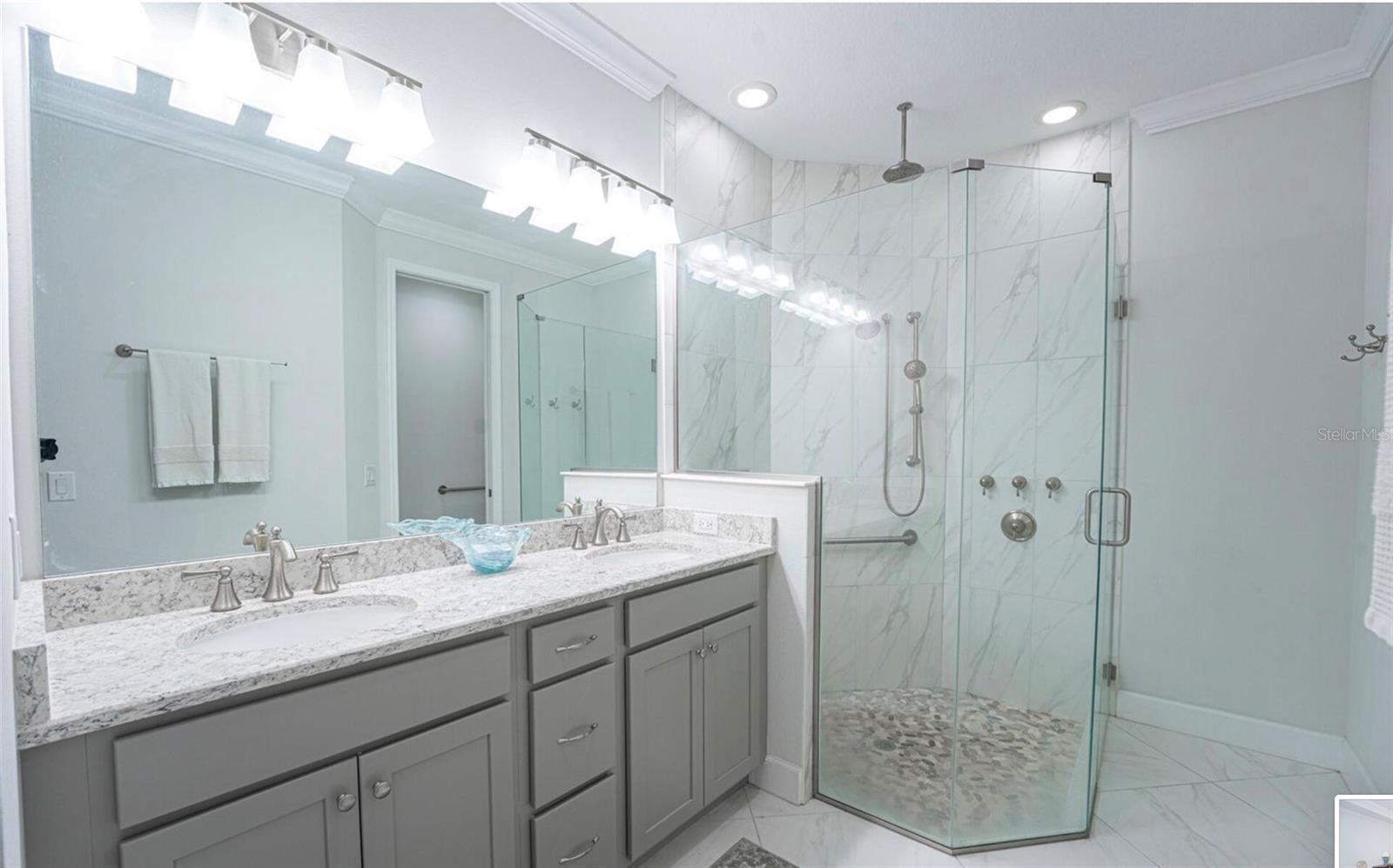 546 MARGARITAVILLE AVE, DAYTONA BEACH, FL, 32124