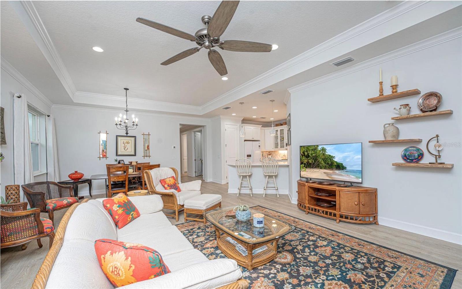 546 MARGARITAVILLE AVE, DAYTONA BEACH, FL, 32124