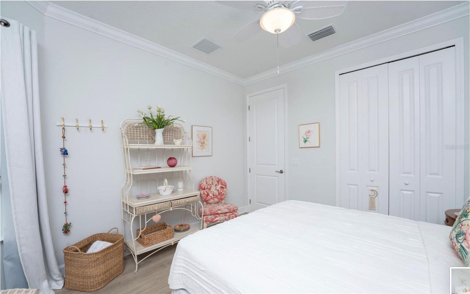 546 MARGARITAVILLE AVE, DAYTONA BEACH, FL, 32124