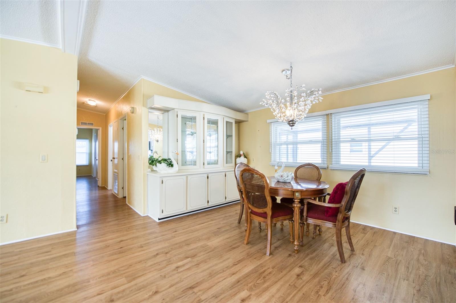 72 PELICAN DR E, OLDSMAR, FL, 34677