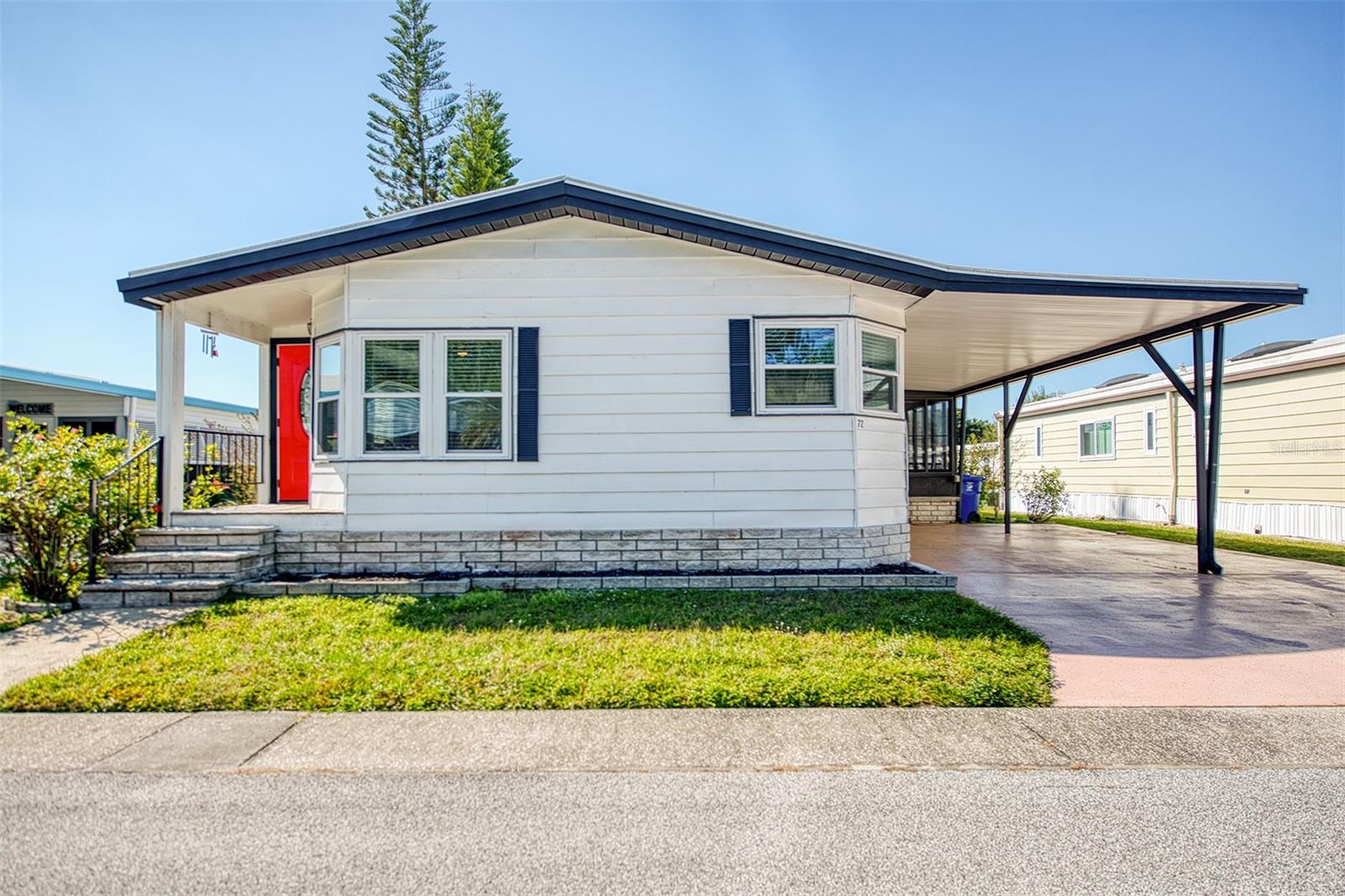 72 PELICAN DR E, OLDSMAR, FL, 34677