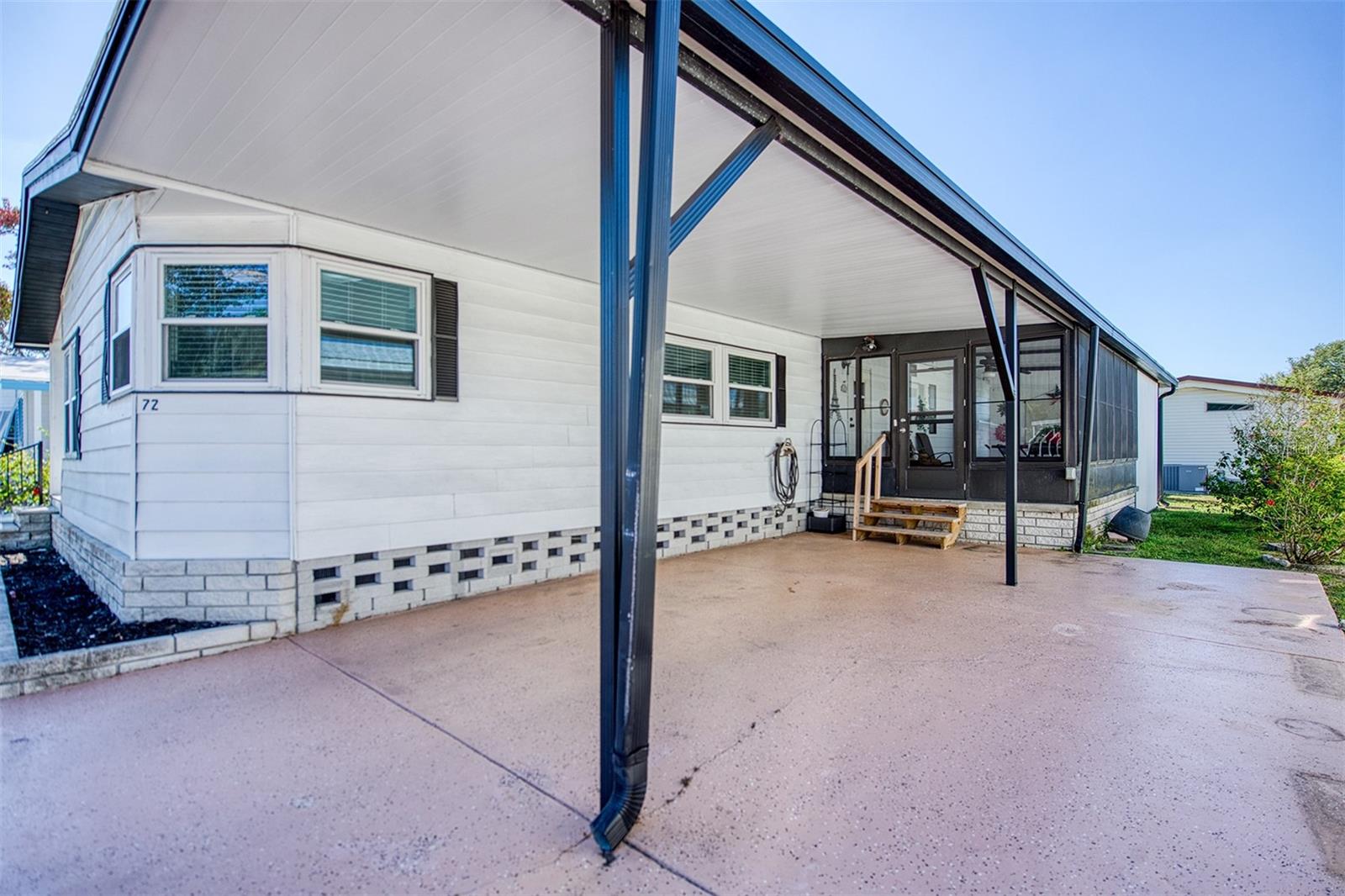 72 PELICAN DR E, OLDSMAR, FL, 34677