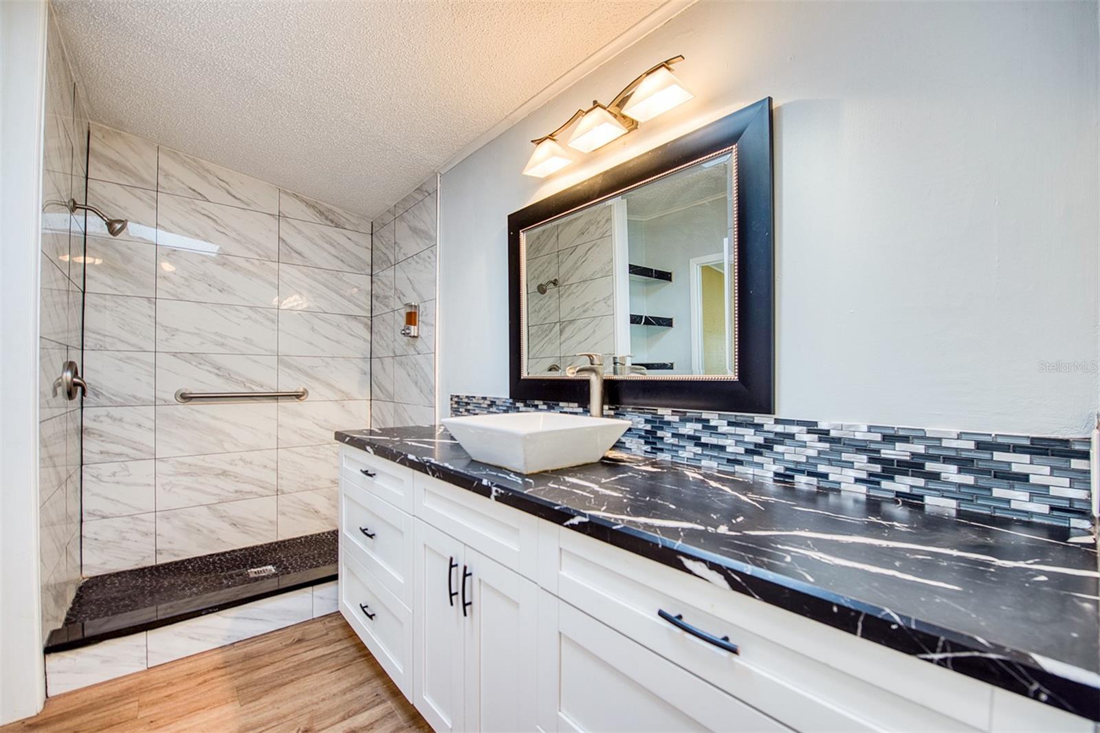 72 PELICAN DR E, OLDSMAR, FL, 34677