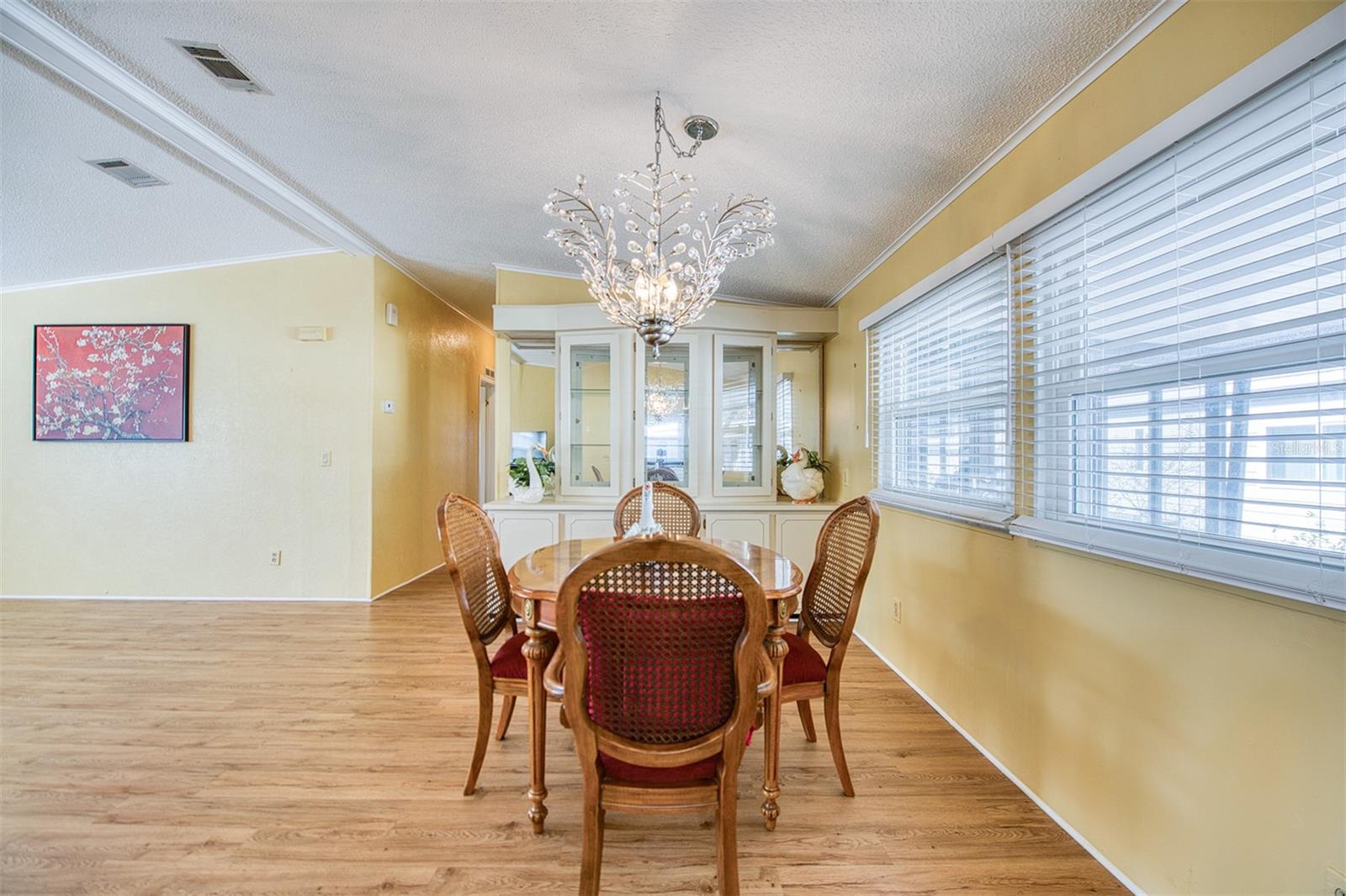 72 PELICAN DR E, OLDSMAR, FL, 34677