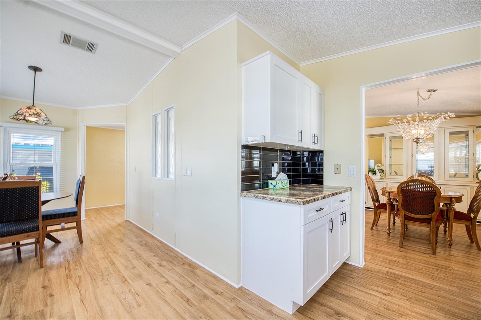 72 PELICAN DR E, OLDSMAR, FL, 34677