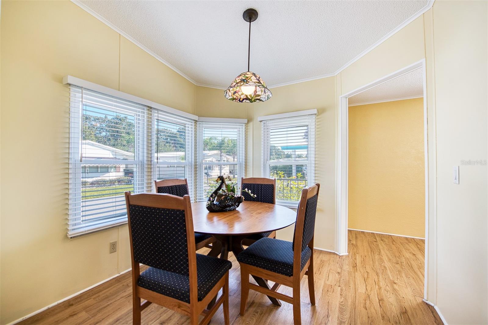 72 PELICAN DR E, OLDSMAR, FL, 34677