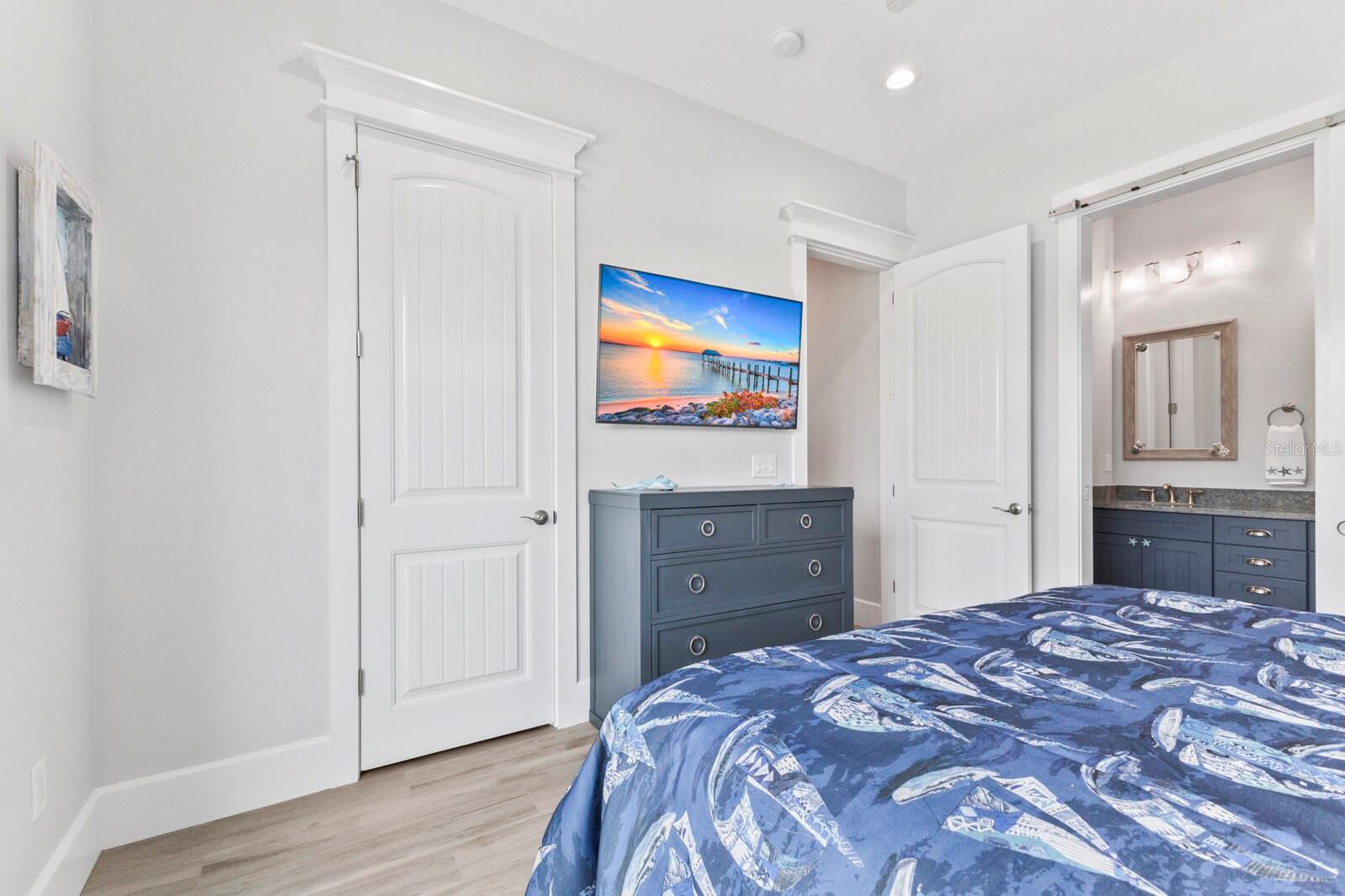 118 MANGROVE AVE, ANNA MARIA, FL, 34216