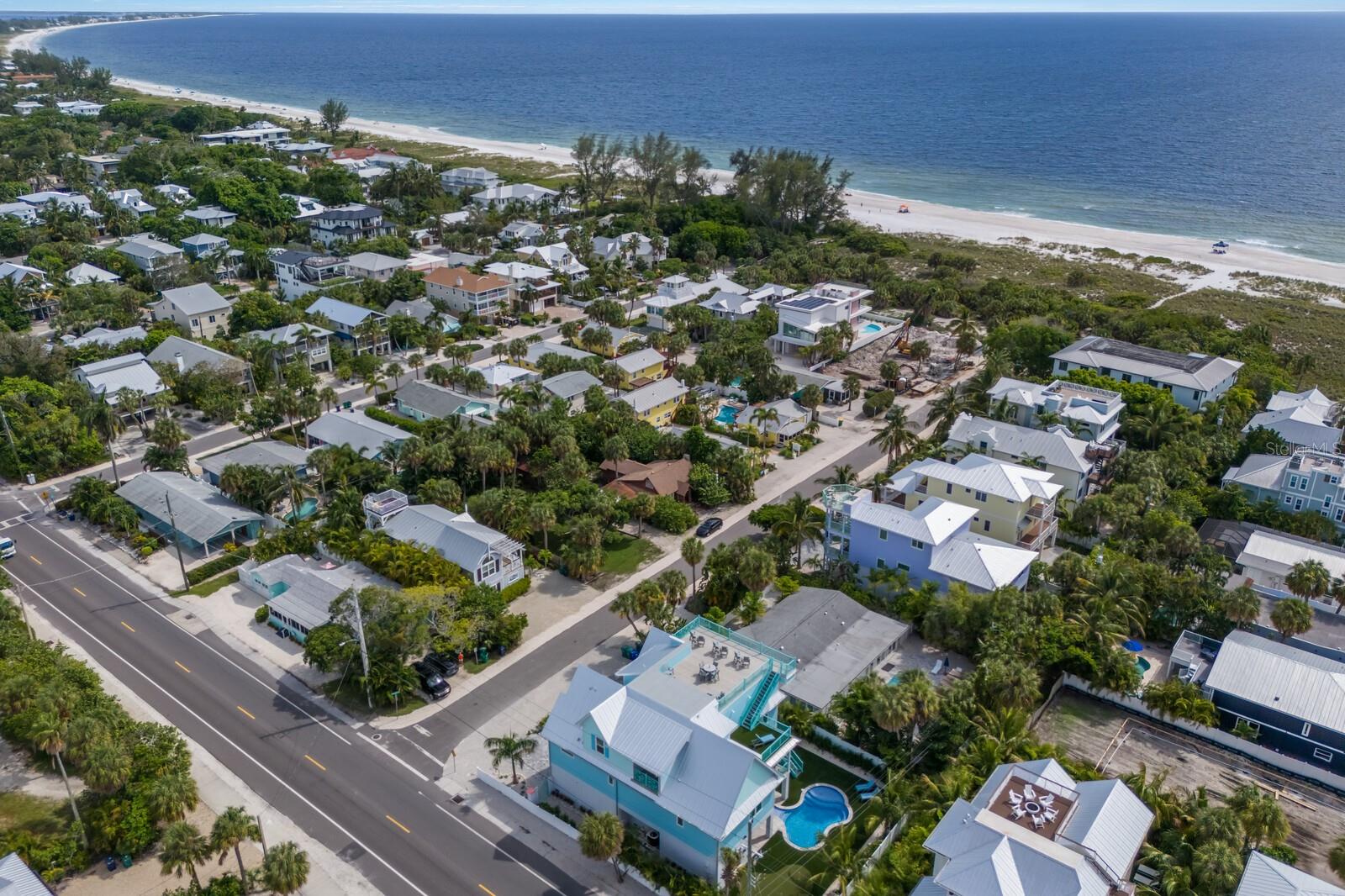 118 MANGROVE AVE, ANNA MARIA, FL, 34216