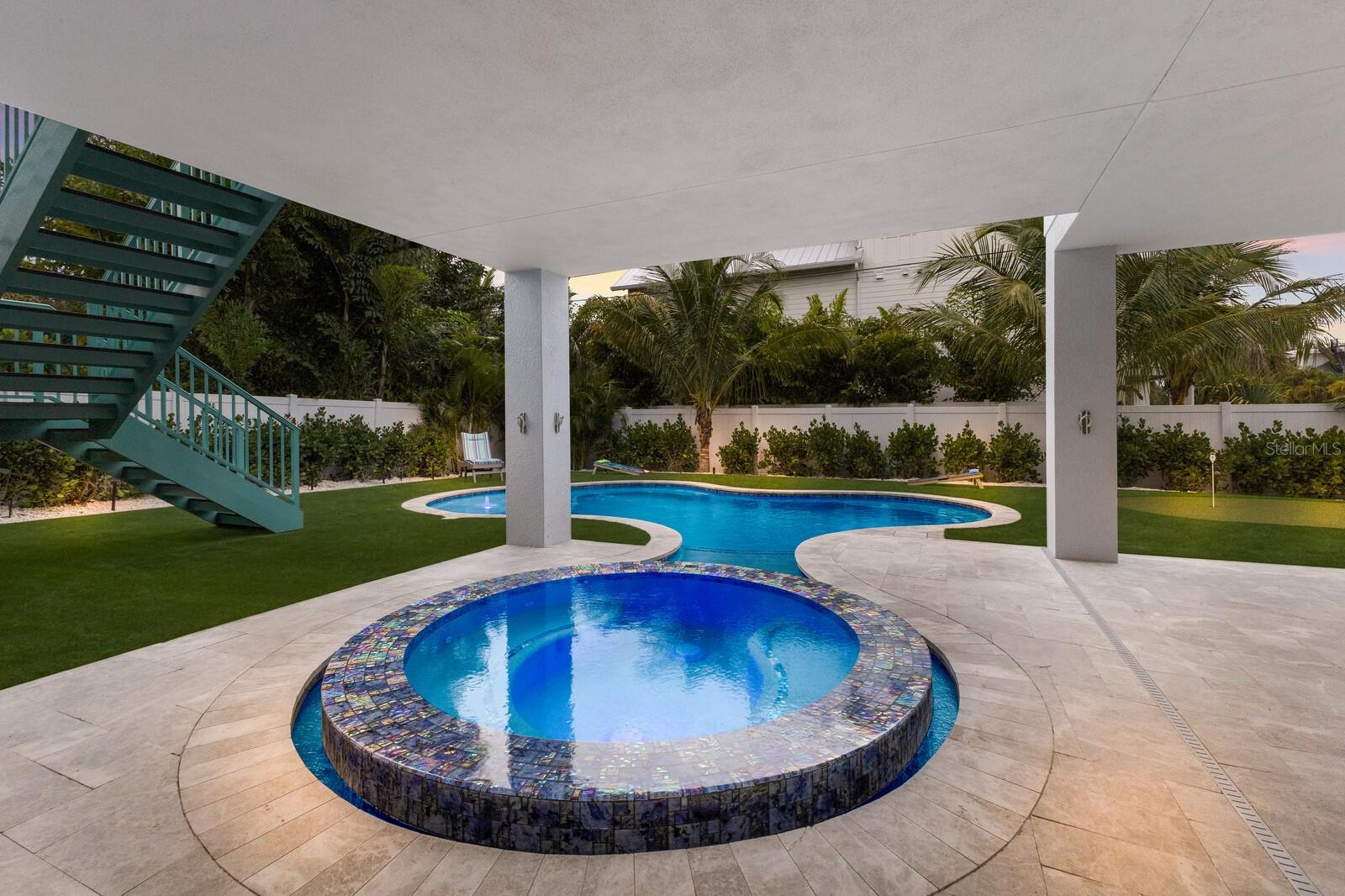 118 MANGROVE AVE, ANNA MARIA, FL, 34216