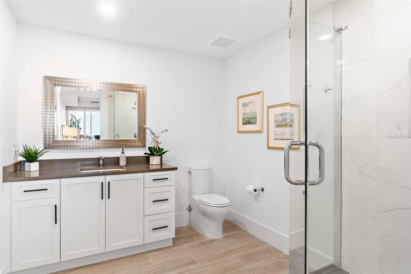 A4672418 Property Photo