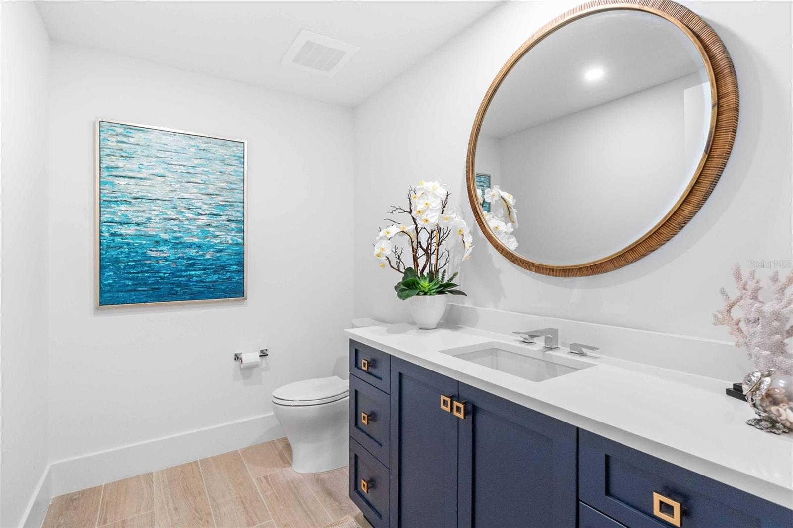 A4672418 Property Photo