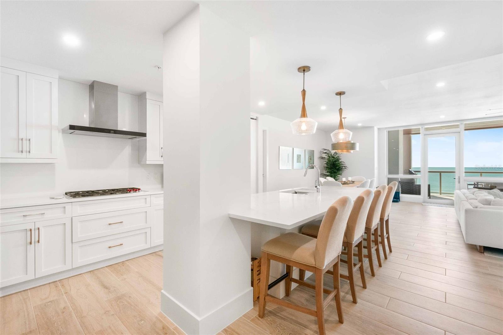 A4672418 Property Photo