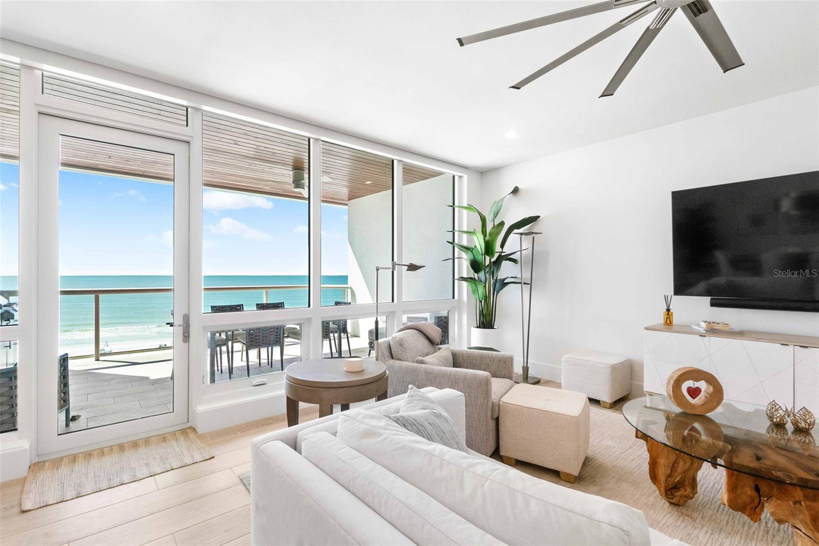 A4672418 Property Photo