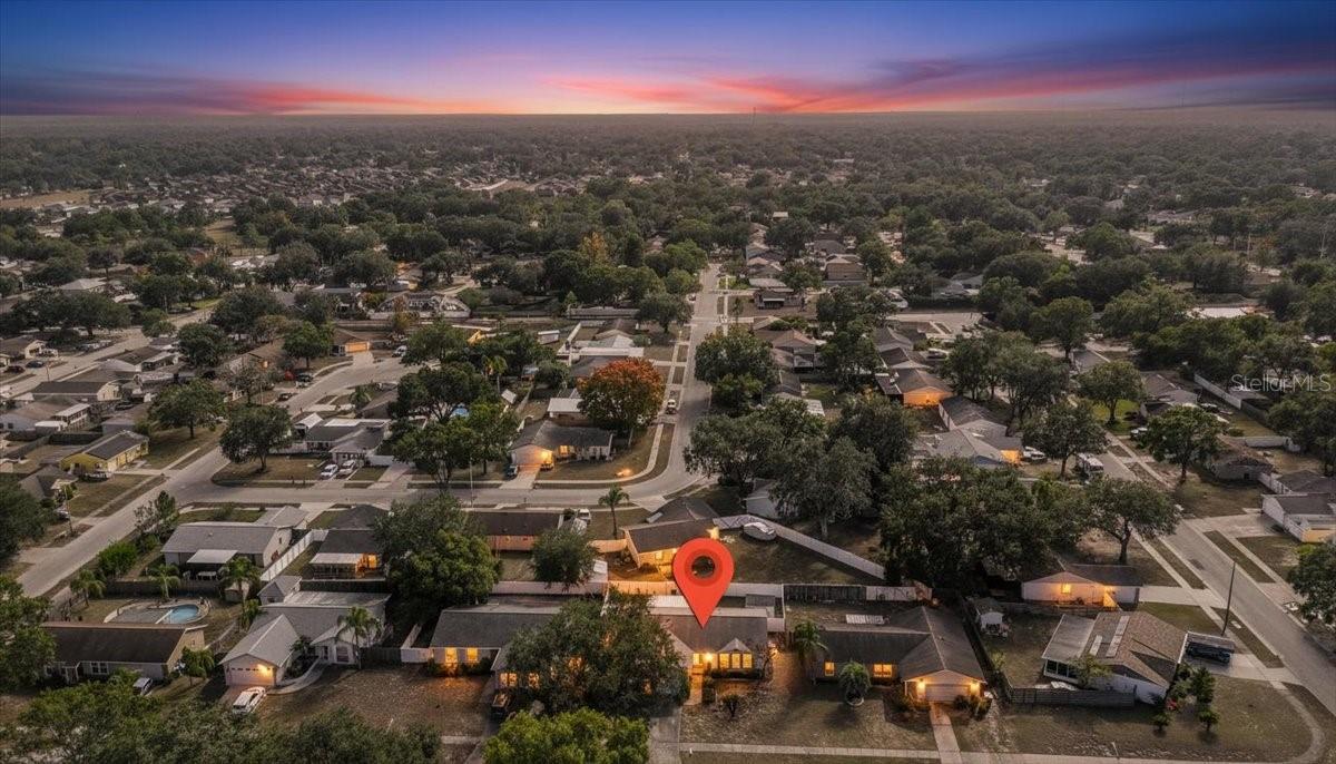 1215 EDGERTON DR, VALRICO, FL, 33594