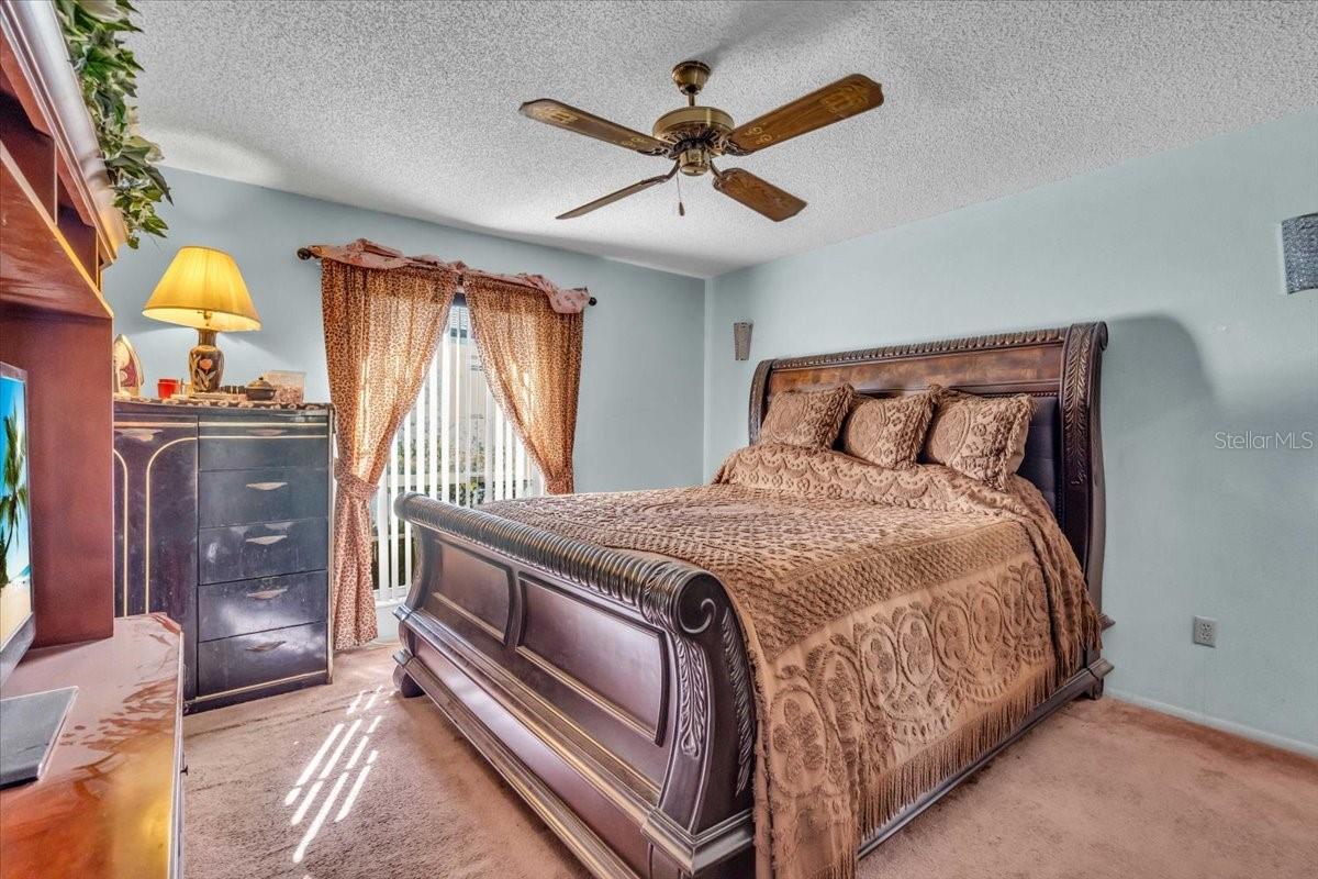 1215 EDGERTON DR, VALRICO, FL, 33594