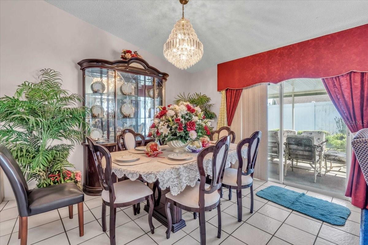 1215 EDGERTON DR, VALRICO, FL, 33594