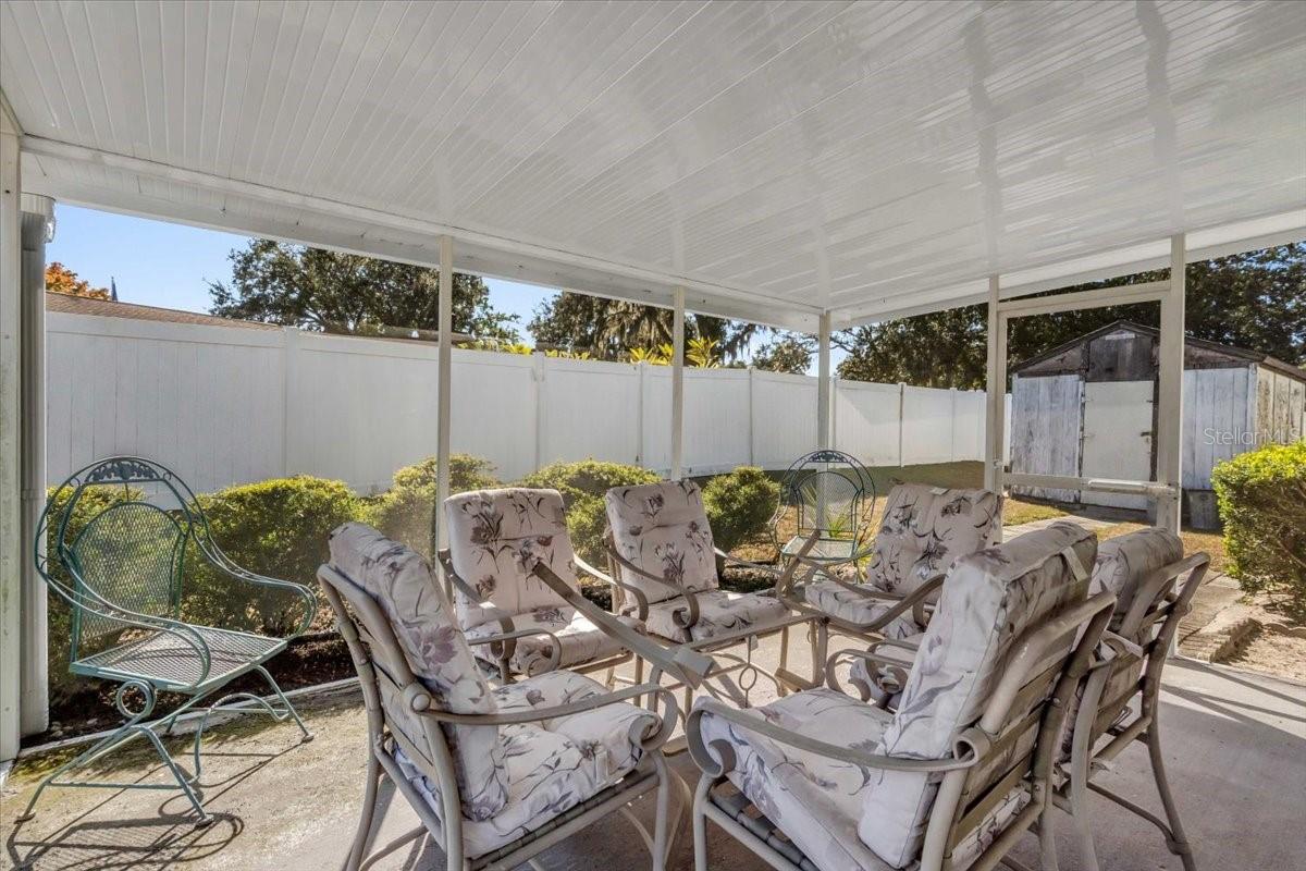 1215 EDGERTON DR, VALRICO, FL, 33594