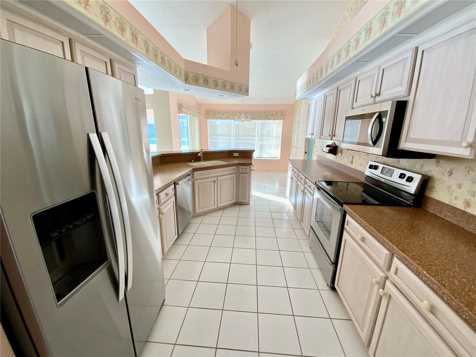 330 W BAFFIN DR, VENICE, FL, 34293