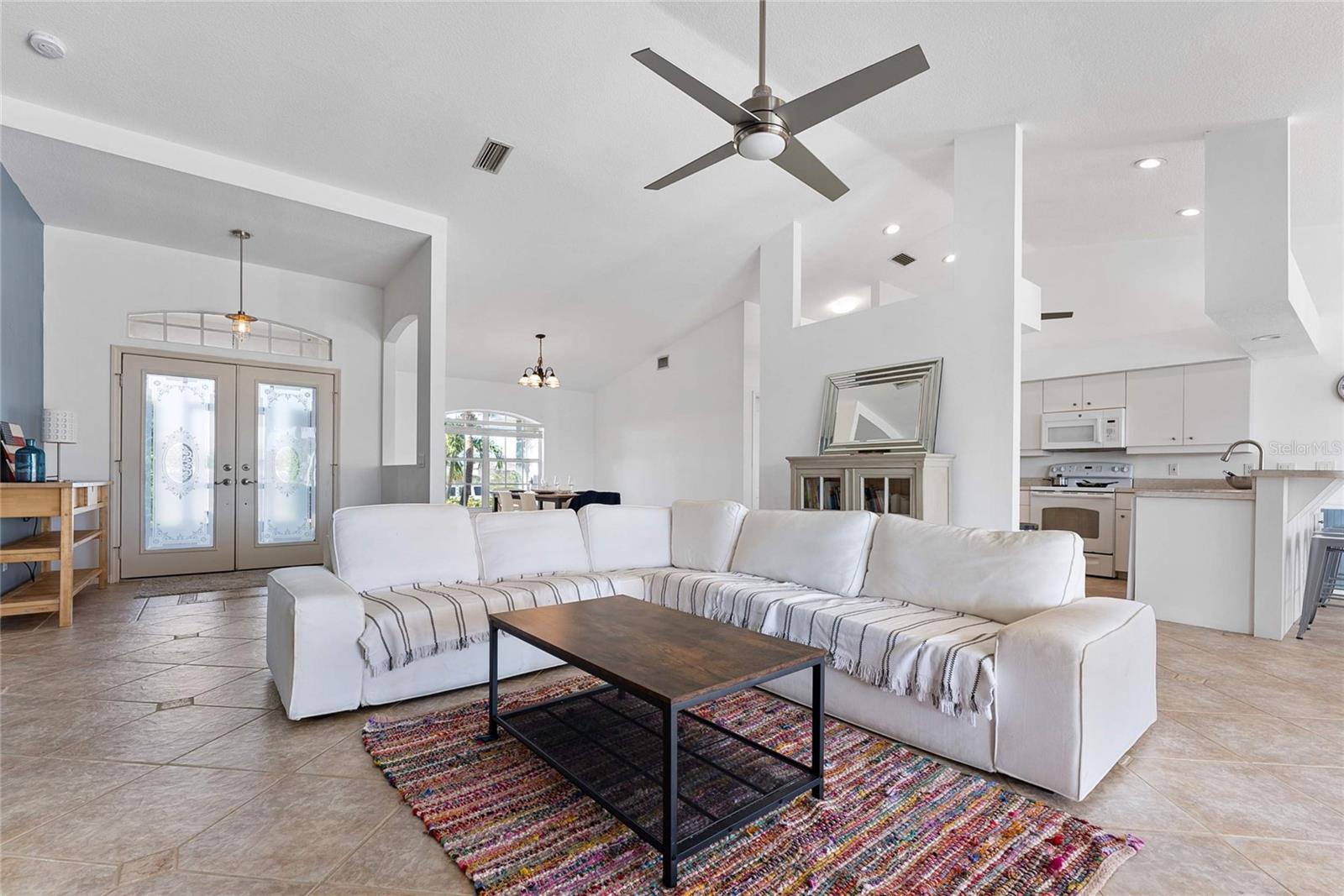 15450 MCCOMB CIR, PORT CHARLOTTE, FL, 33981