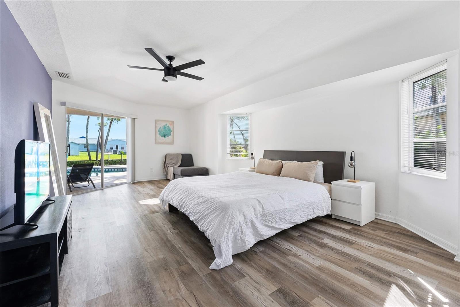 15450 MCCOMB CIR, PORT CHARLOTTE, FL, 33981