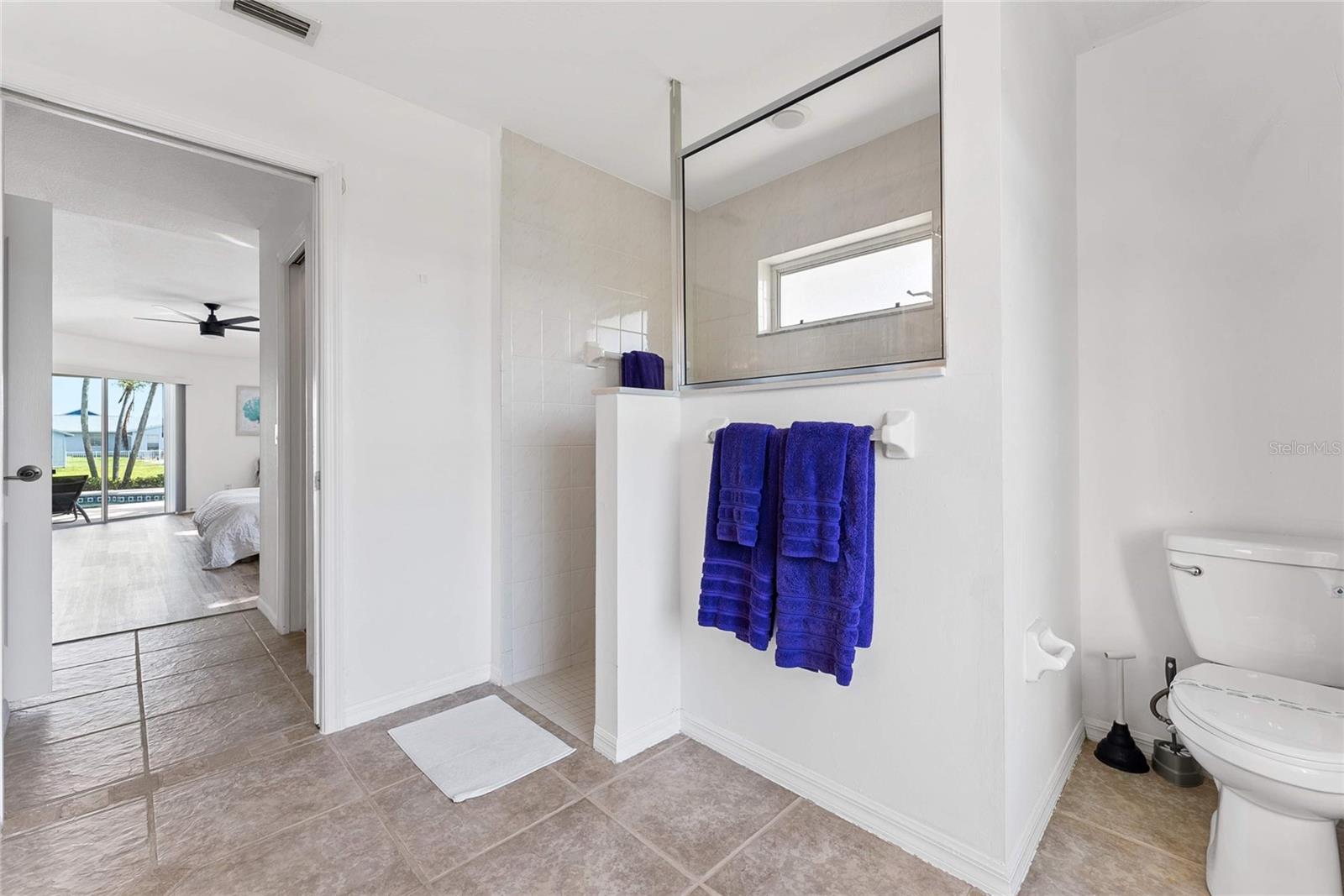 15450 MCCOMB CIR, PORT CHARLOTTE, FL, 33981